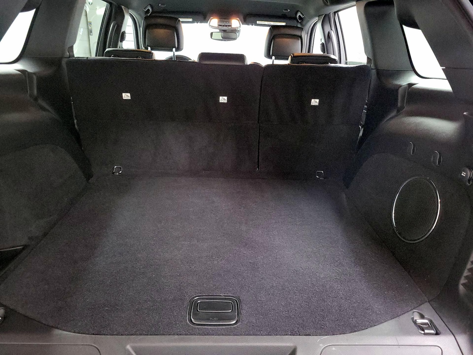 2020 Jeep Grand Cherokee Altitude - Photo 16