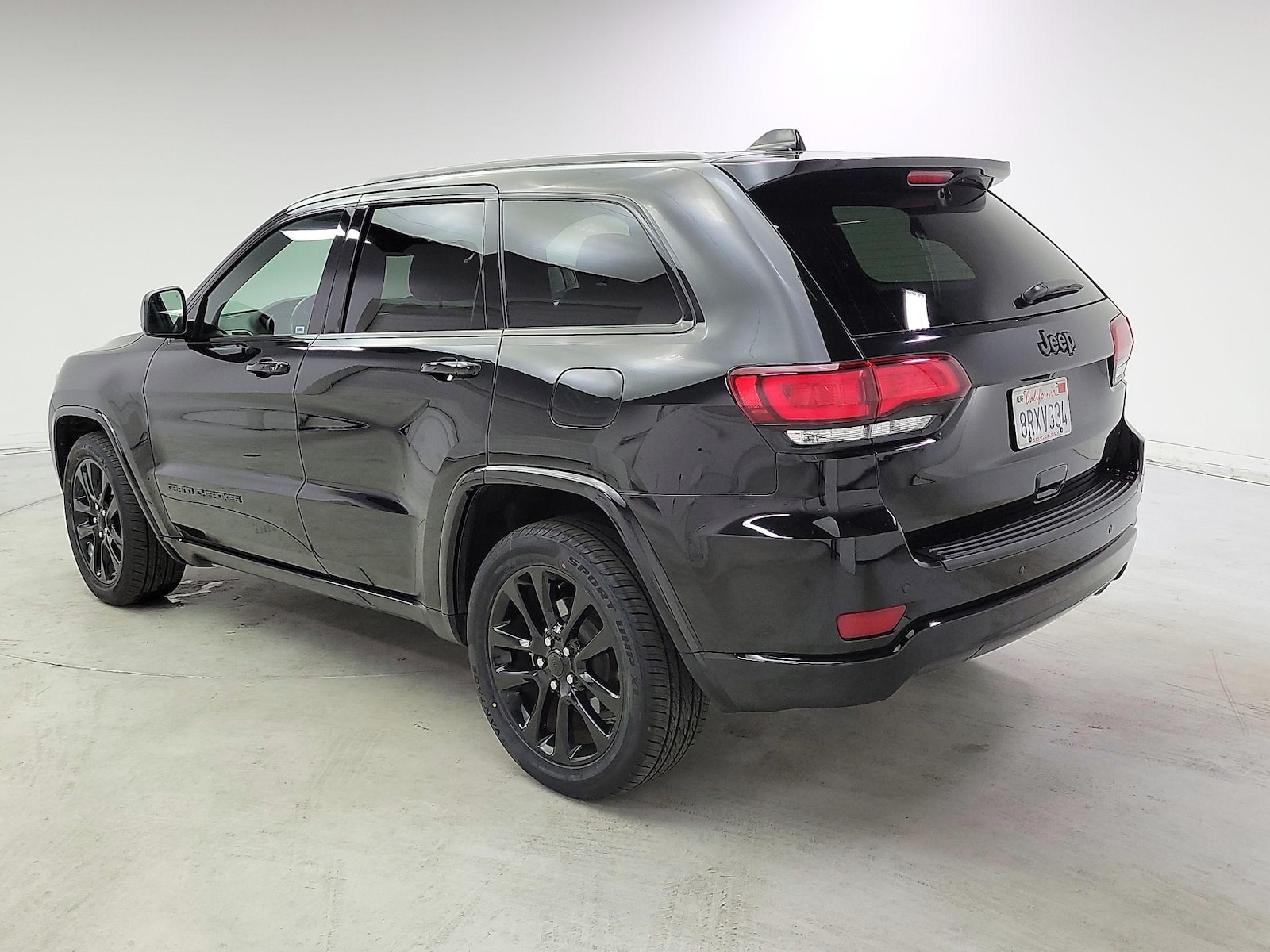 2020 Jeep Grand Cherokee Altitude - Photo 7