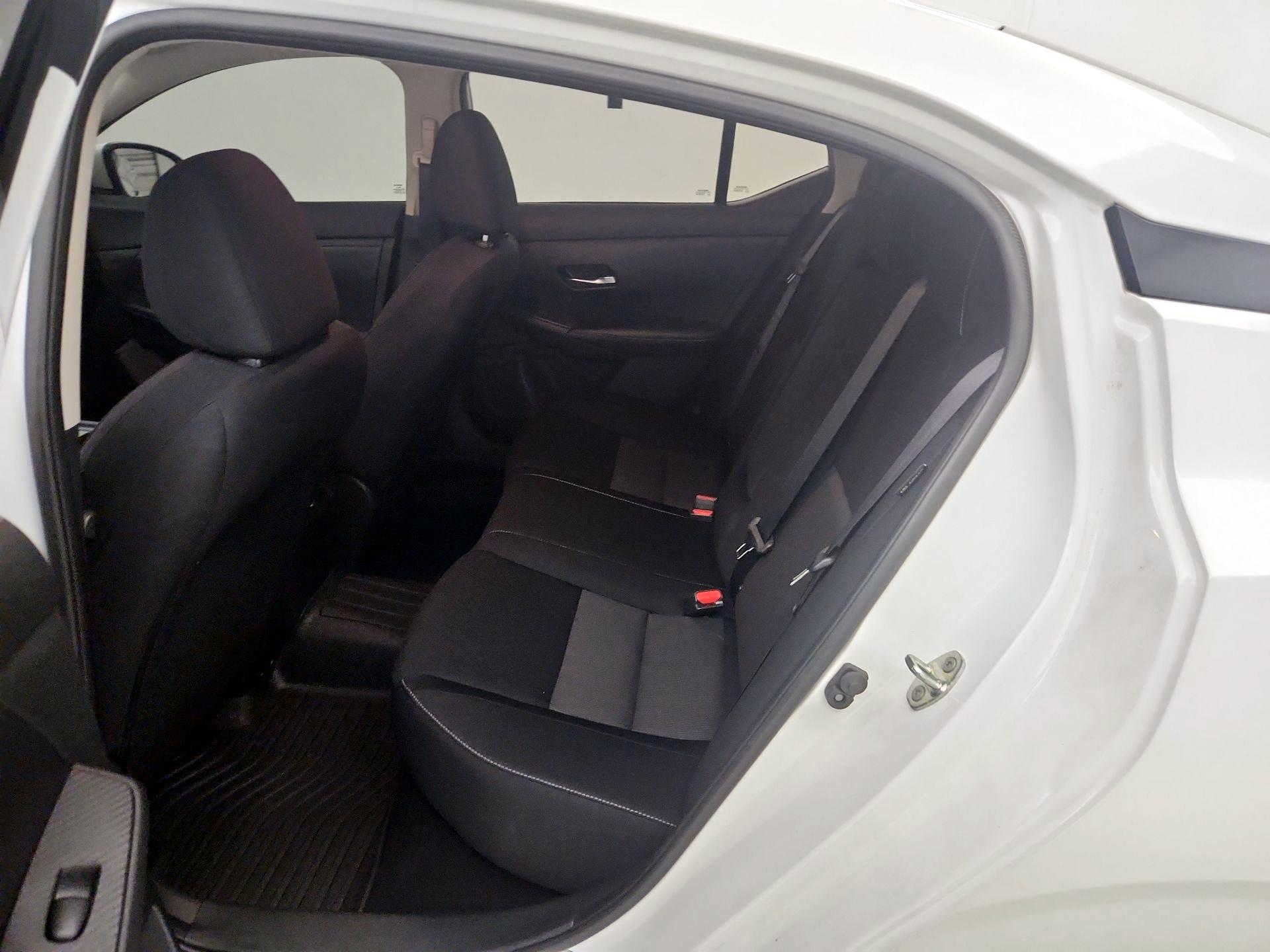Thumbnail: 2021 Nissan Sentra - 19