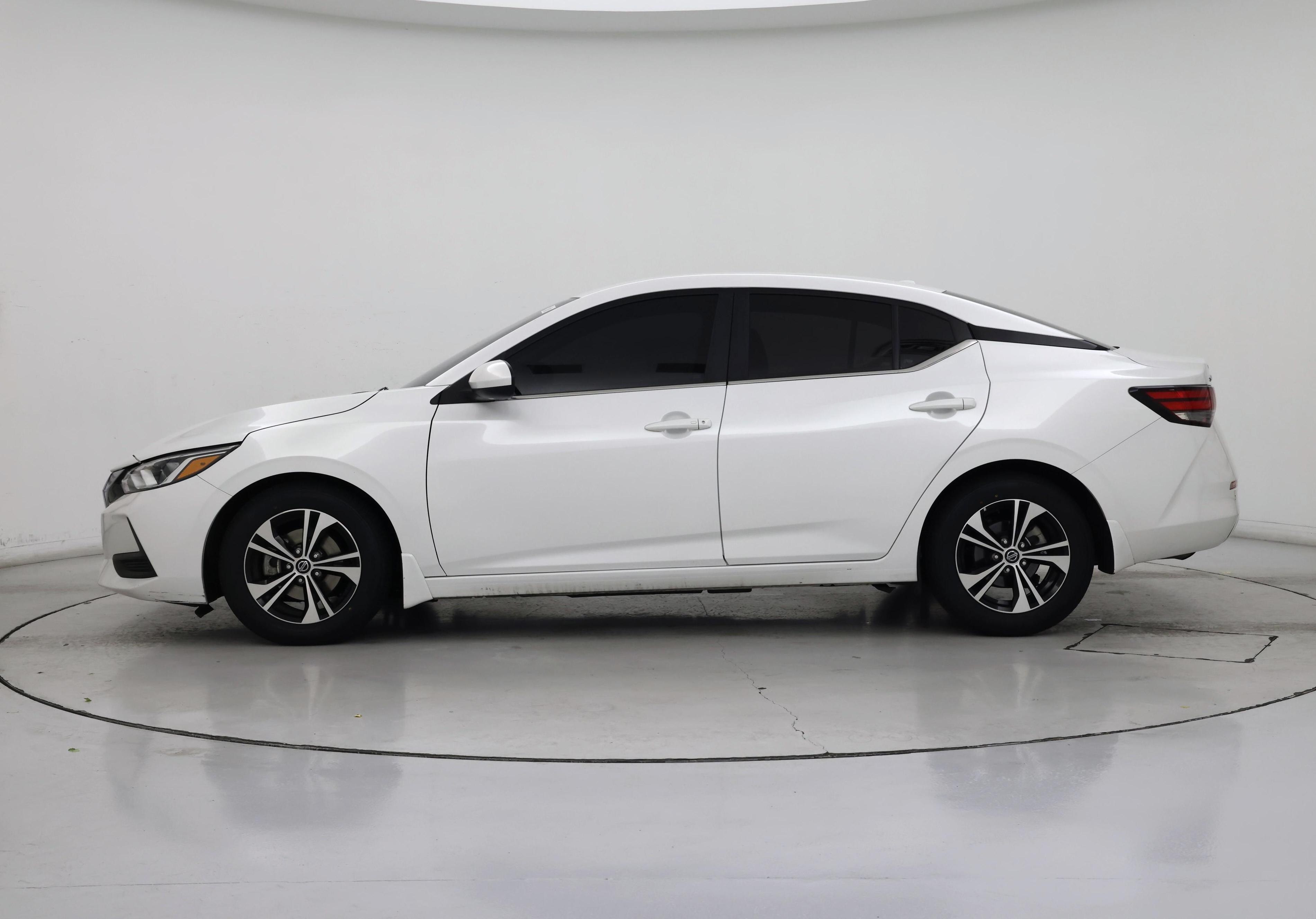 Thumbnail: 2021 Nissan Sentra - 3