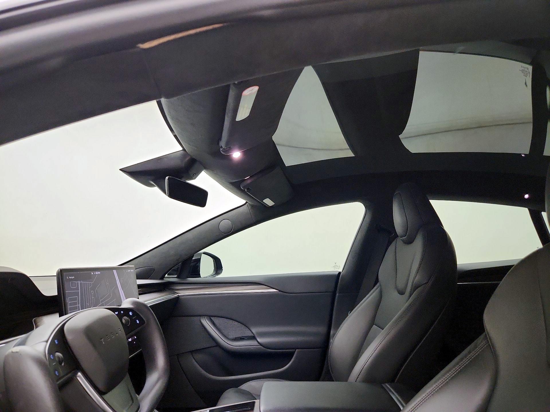 Thumbnail: 2022 Tesla Model S - 18