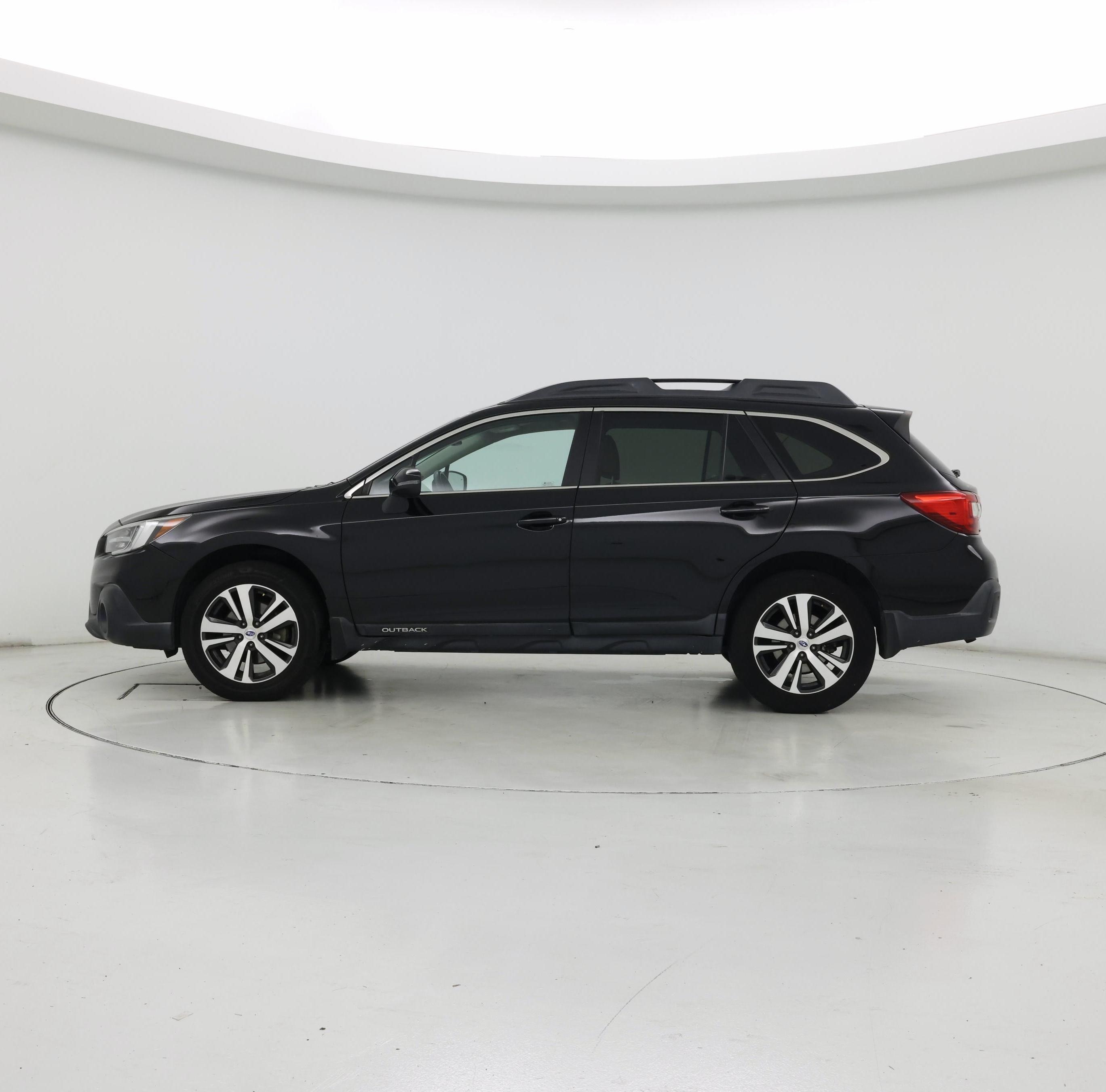 Thumbnail: 2018 Subaru Outback - 3