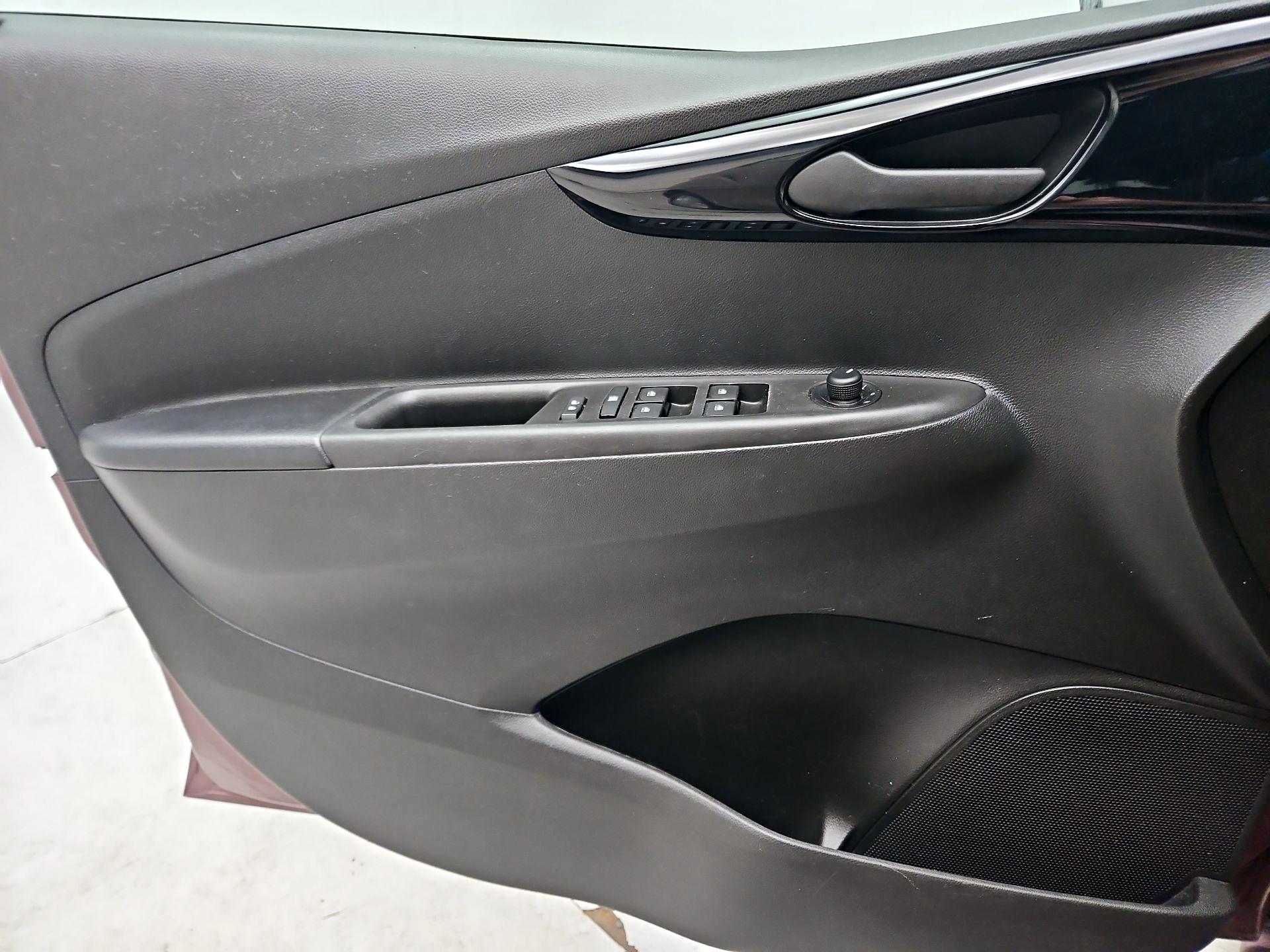 Thumbnail: 2019 Chevrolet Spark - 12