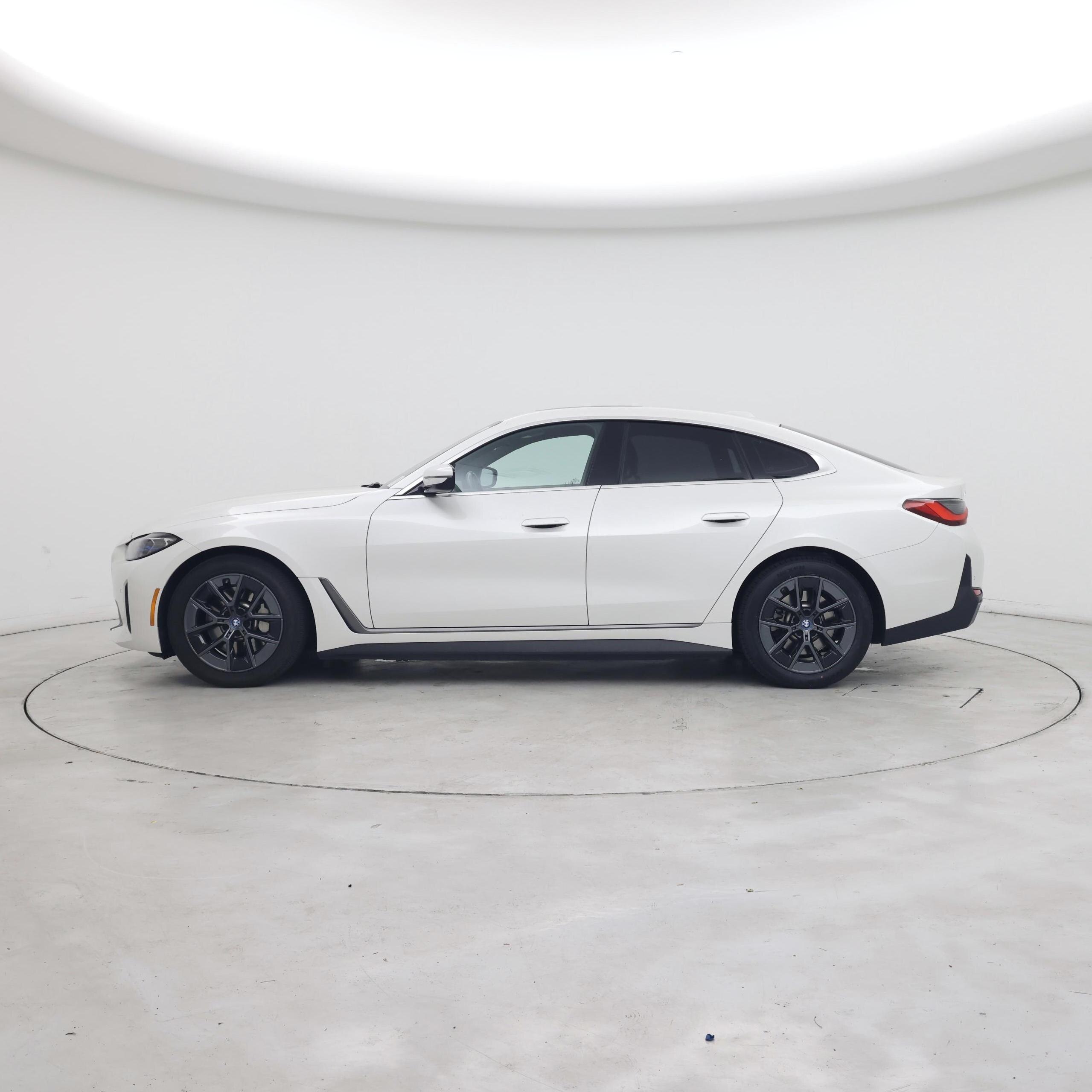 Thumbnail: 2023 BMW i4 - 3