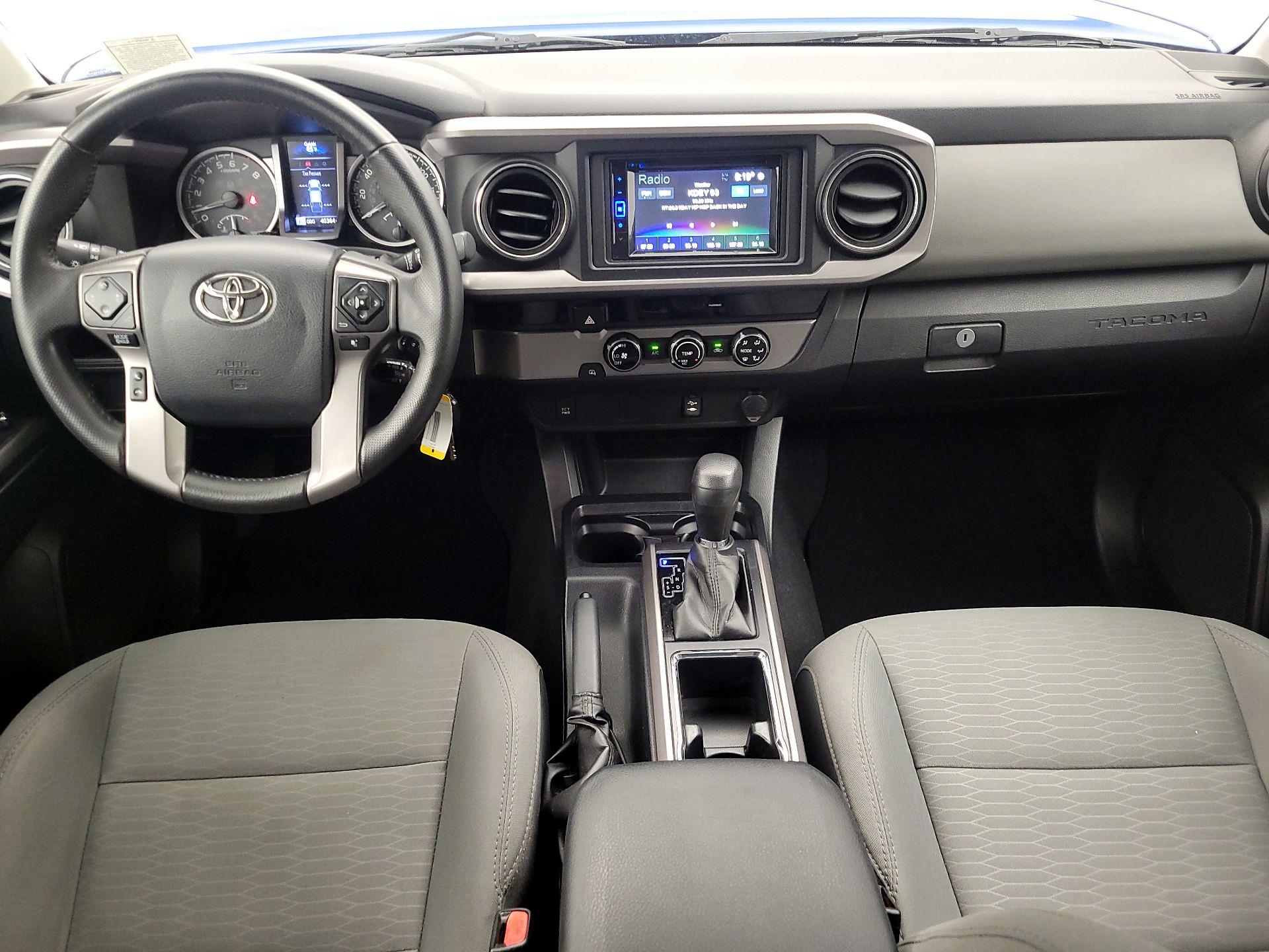 Thumbnail: 2017 Toyota Tacoma - 9