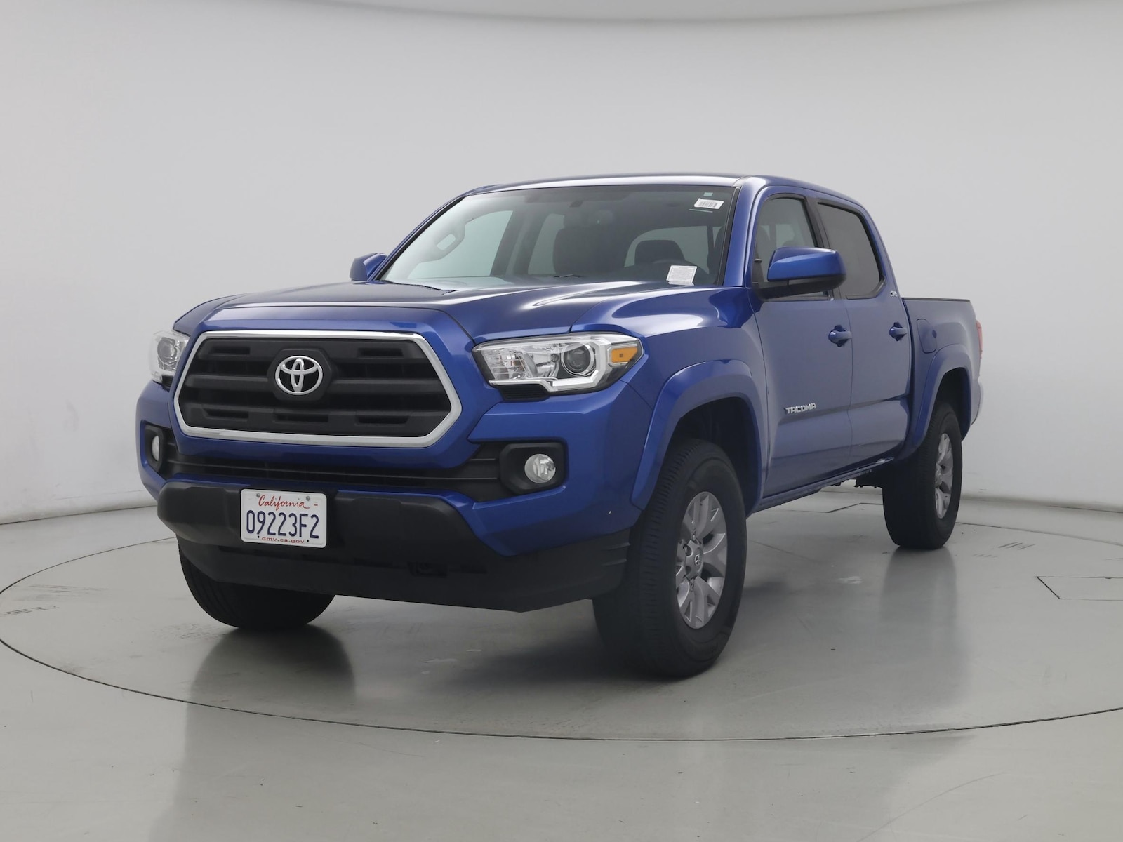 2017 Toyota Tacoma SR5 - Photo 5
