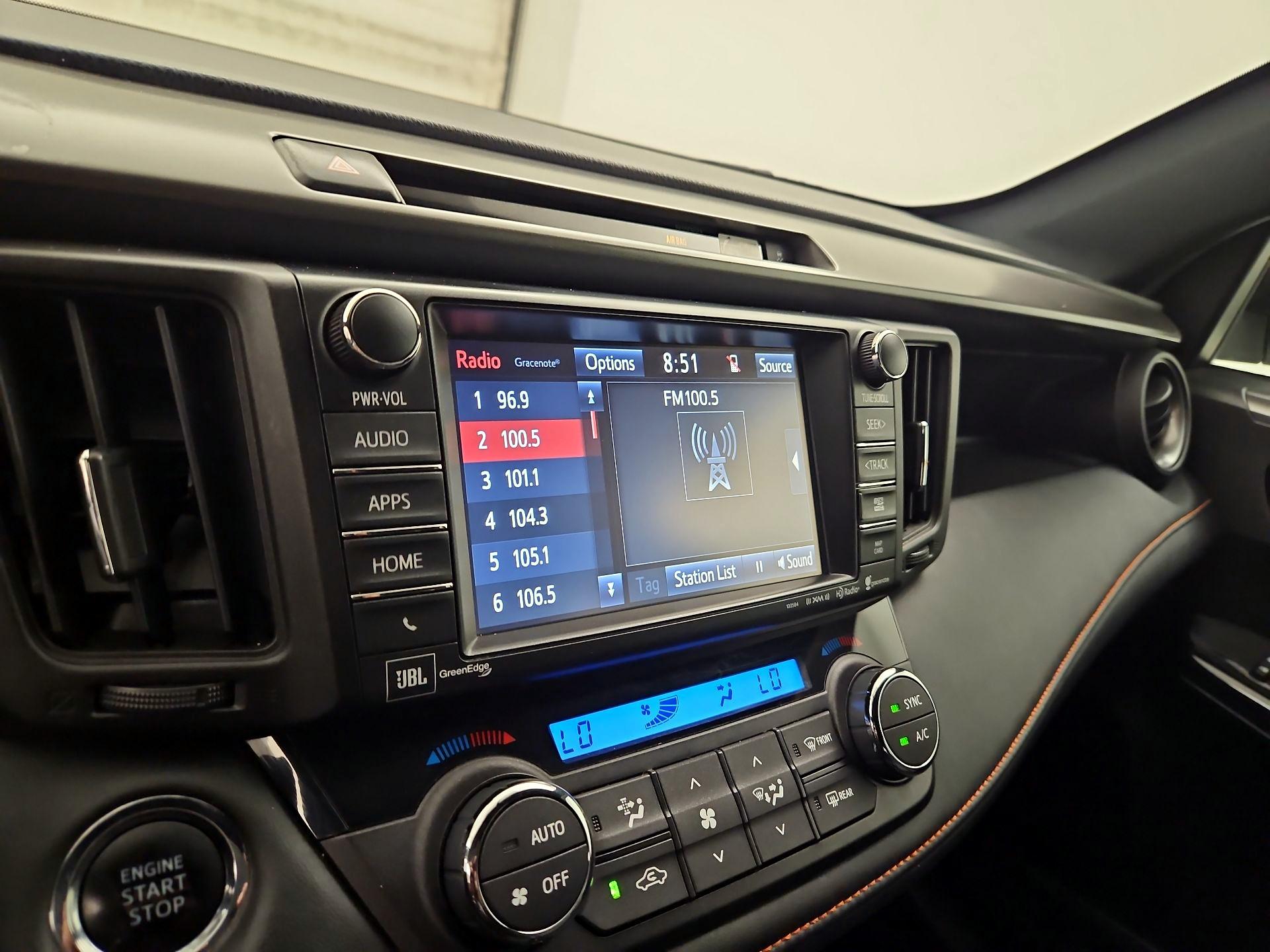 Thumbnail: 2016 Toyota RAV4 - 15