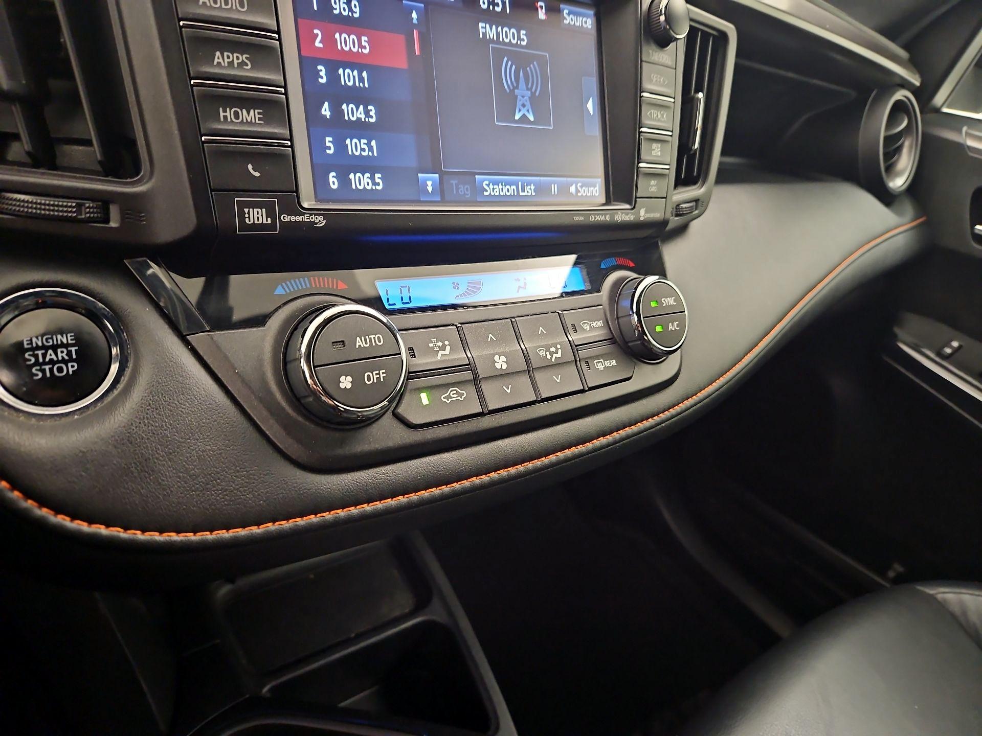 Thumbnail: 2016 Toyota RAV4 - 16
