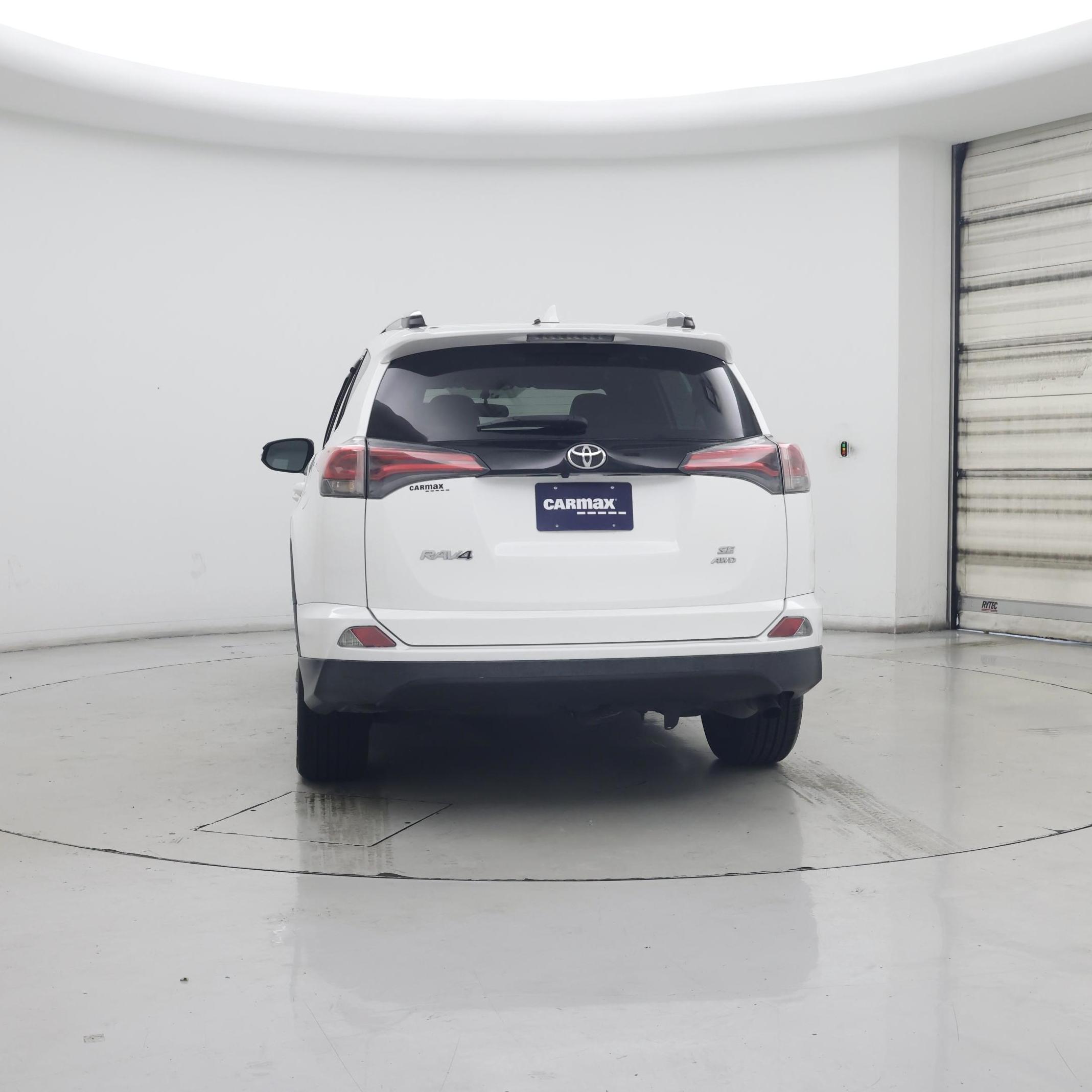 Thumbnail: 2016 Toyota RAV4 - 6