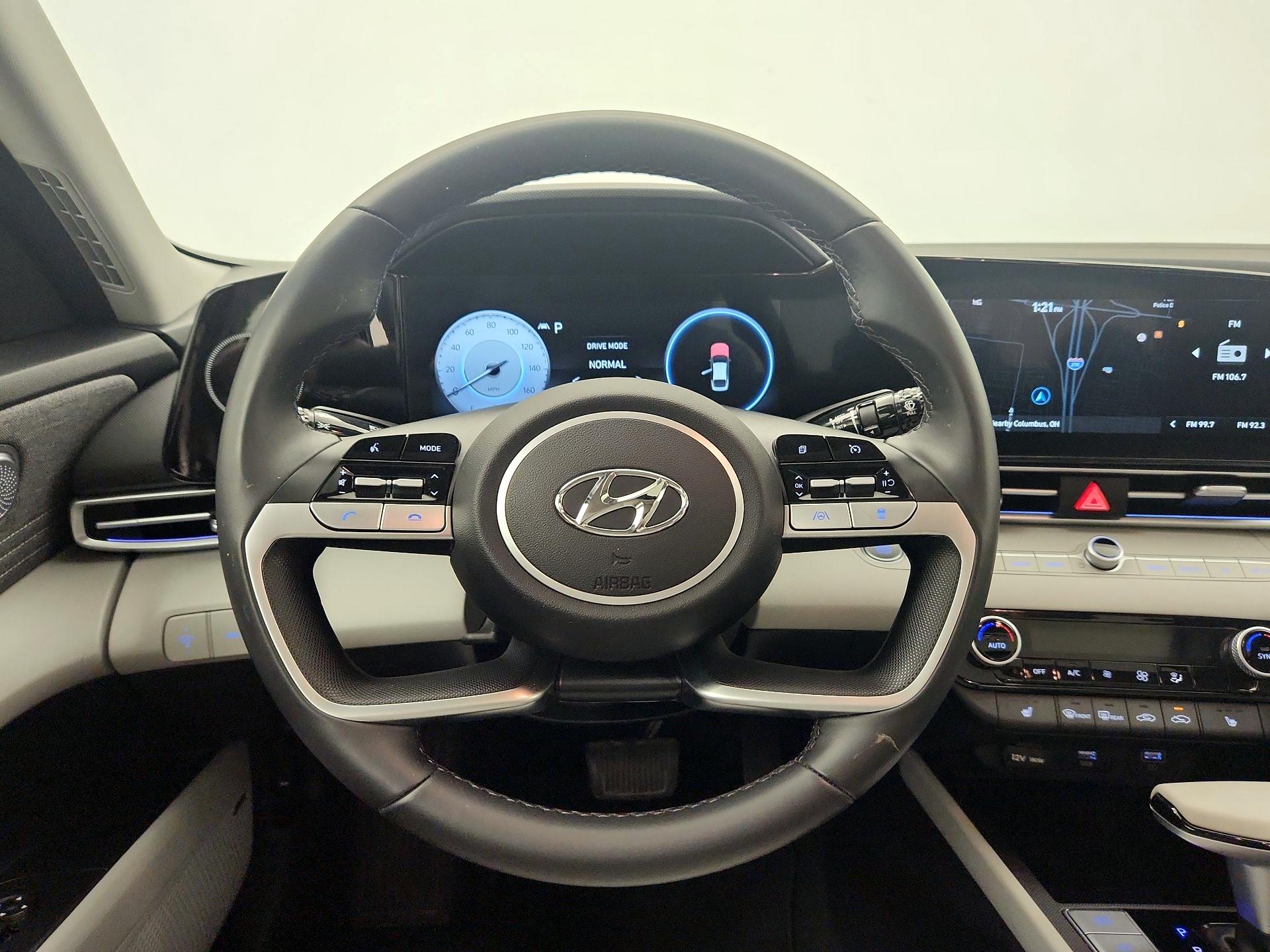 Thumbnail: 2023 Hyundai Elantra - 10