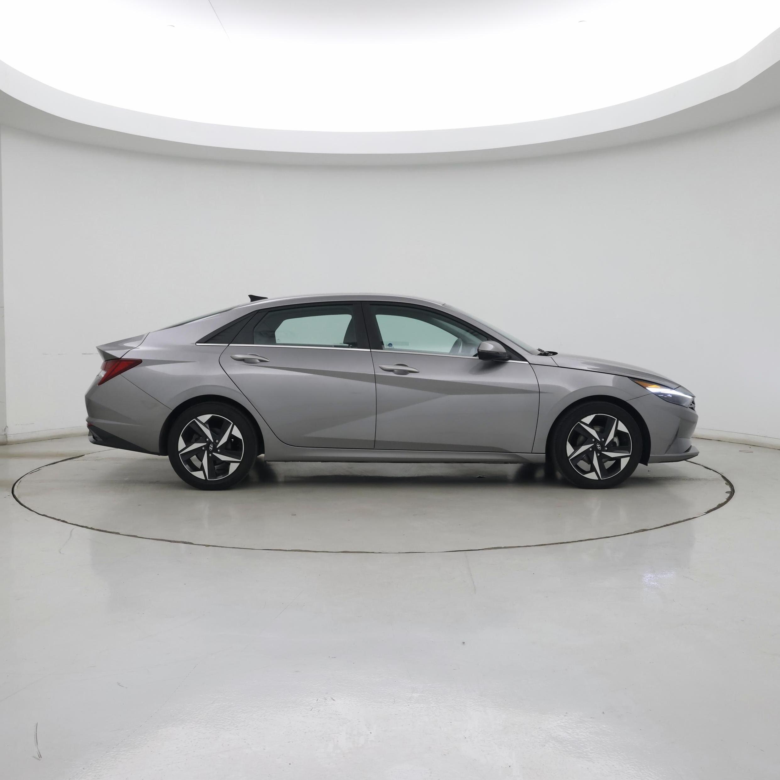 Thumbnail: 2023 Hyundai Elantra - 7