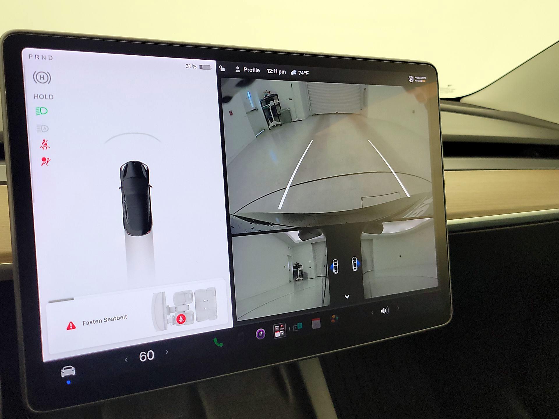 Thumbnail: 2022 Tesla Model 3 - 14