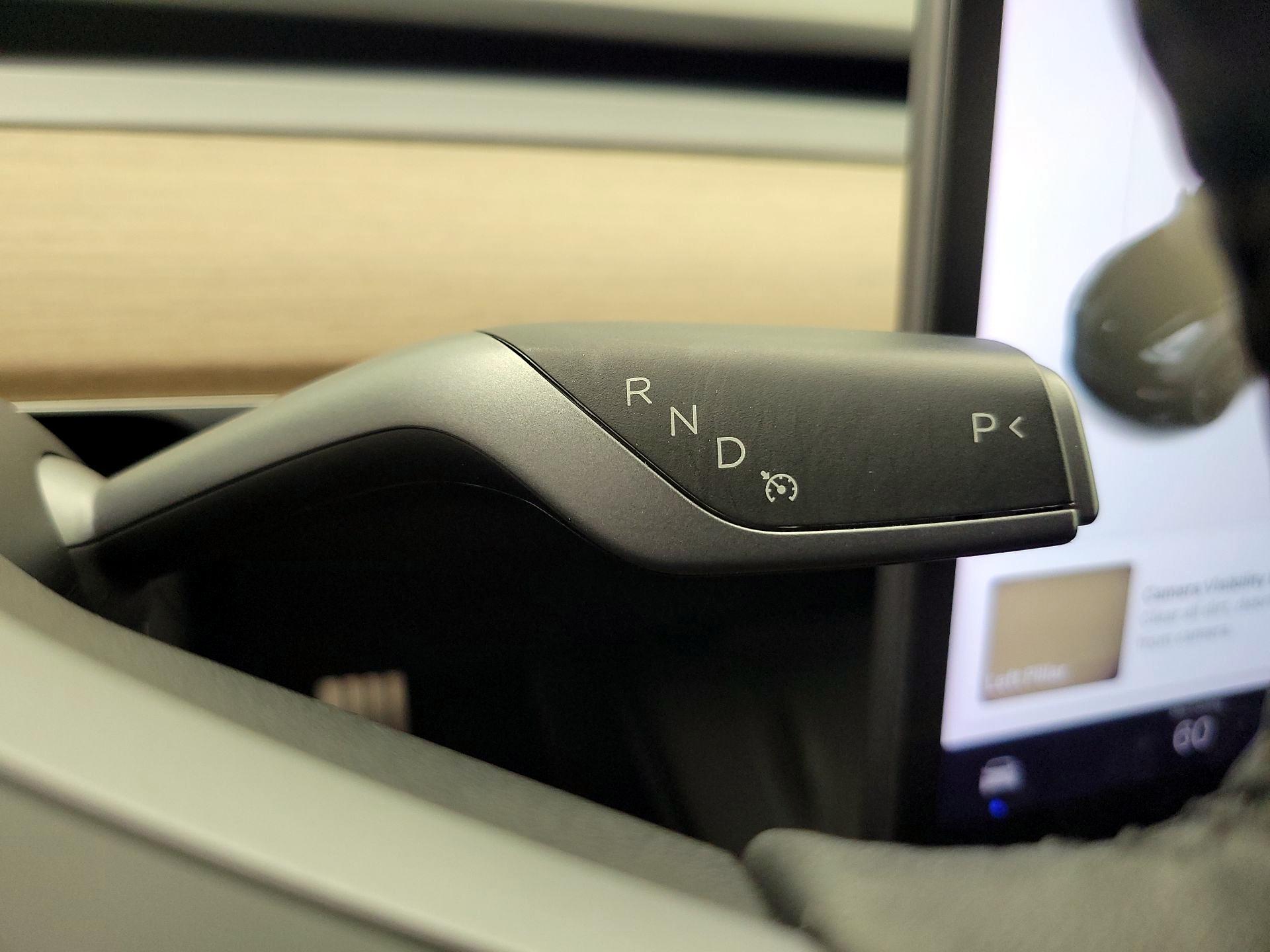 Thumbnail: 2022 Tesla Model 3 - 17