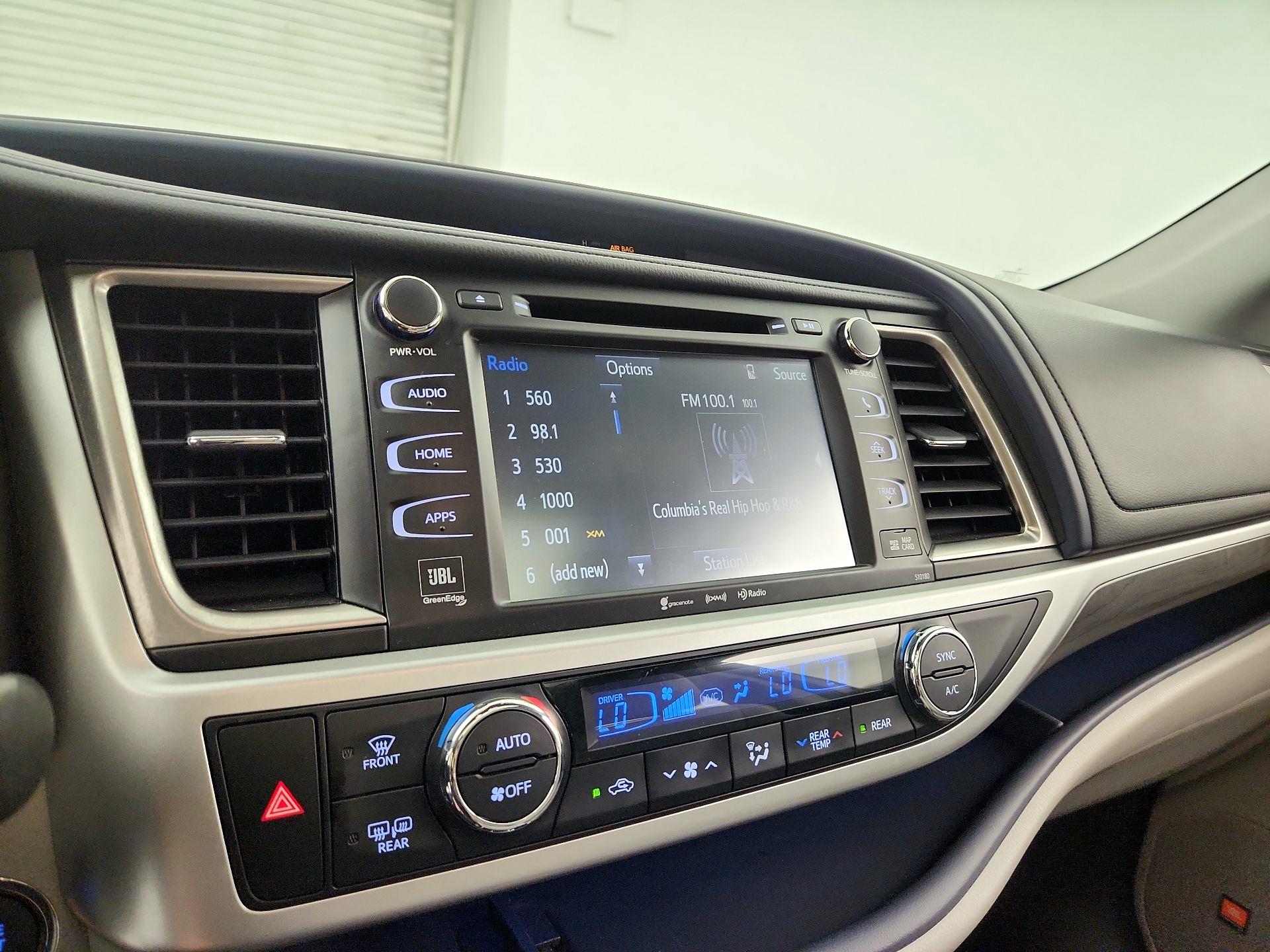 Thumbnail: 2017 Toyota Highlander - 16