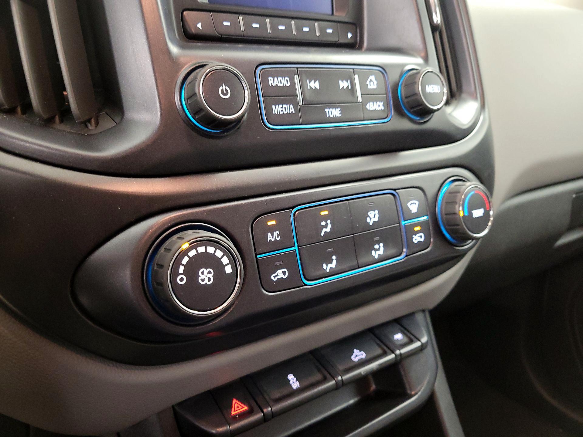 Thumbnail: 2016 Chevrolet Colorado - 16