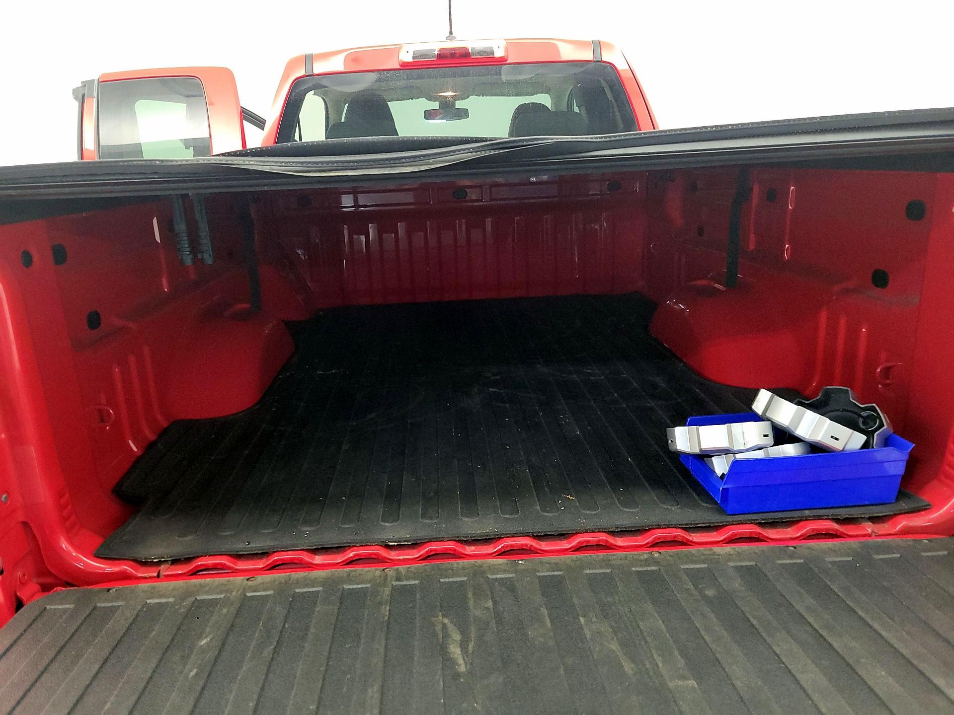 Thumbnail: 2016 Chevrolet Colorado - 20