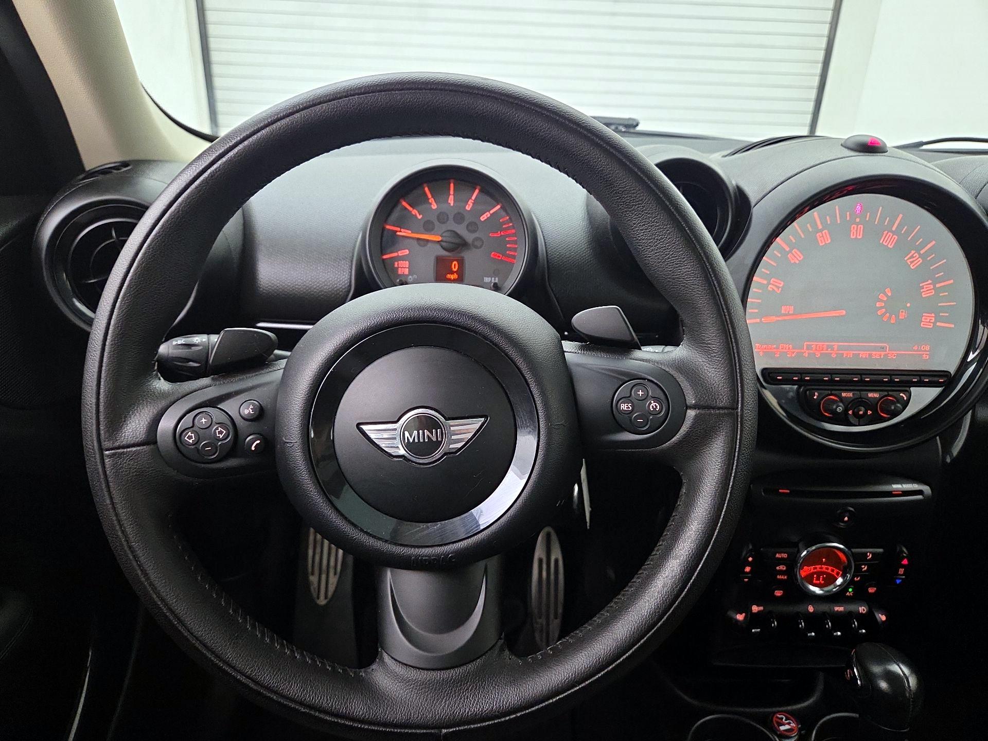Thumbnail: 2016 MINI Cooper Countryman - 10