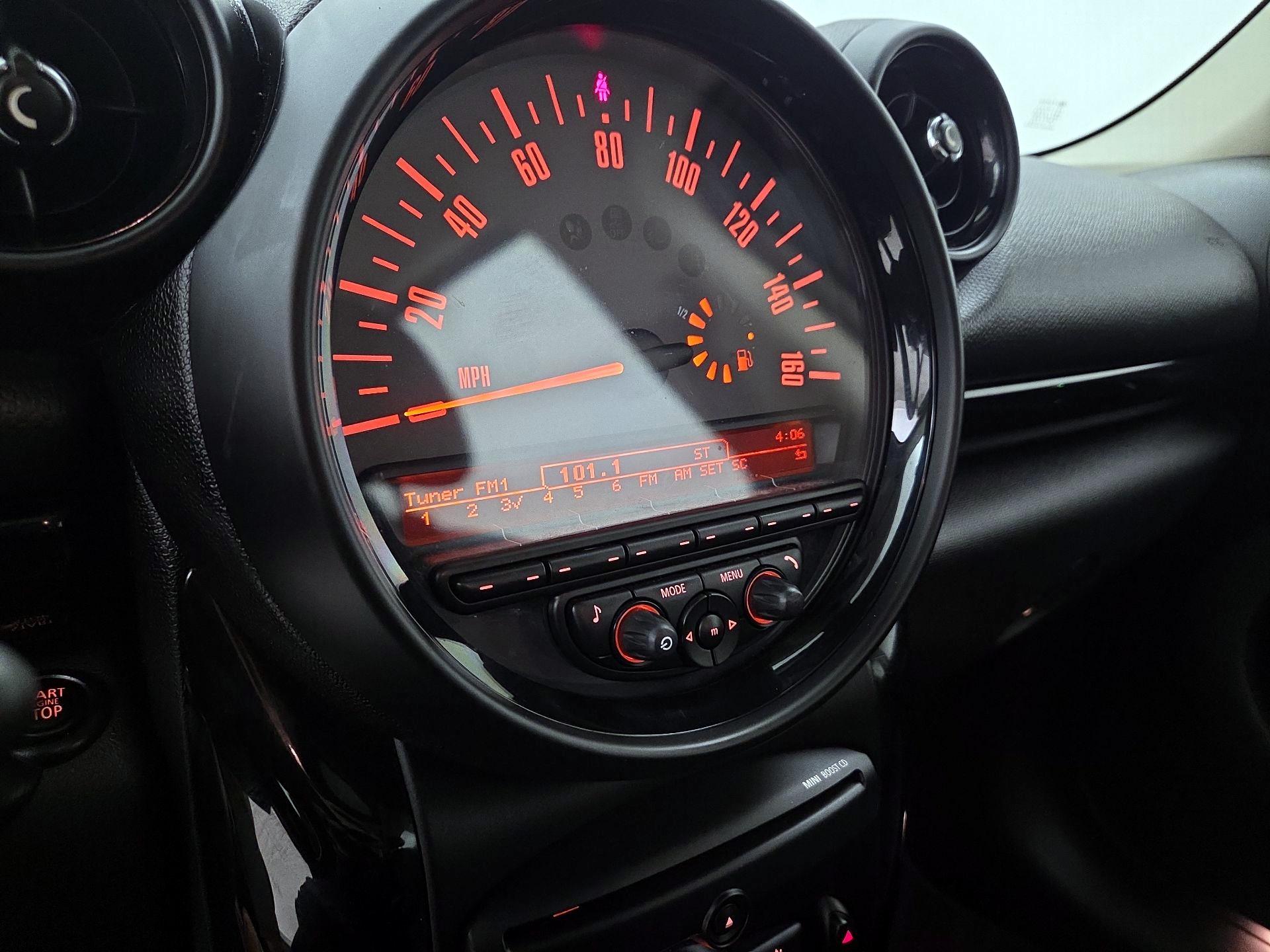 Thumbnail: 2016 MINI Cooper Countryman - 13