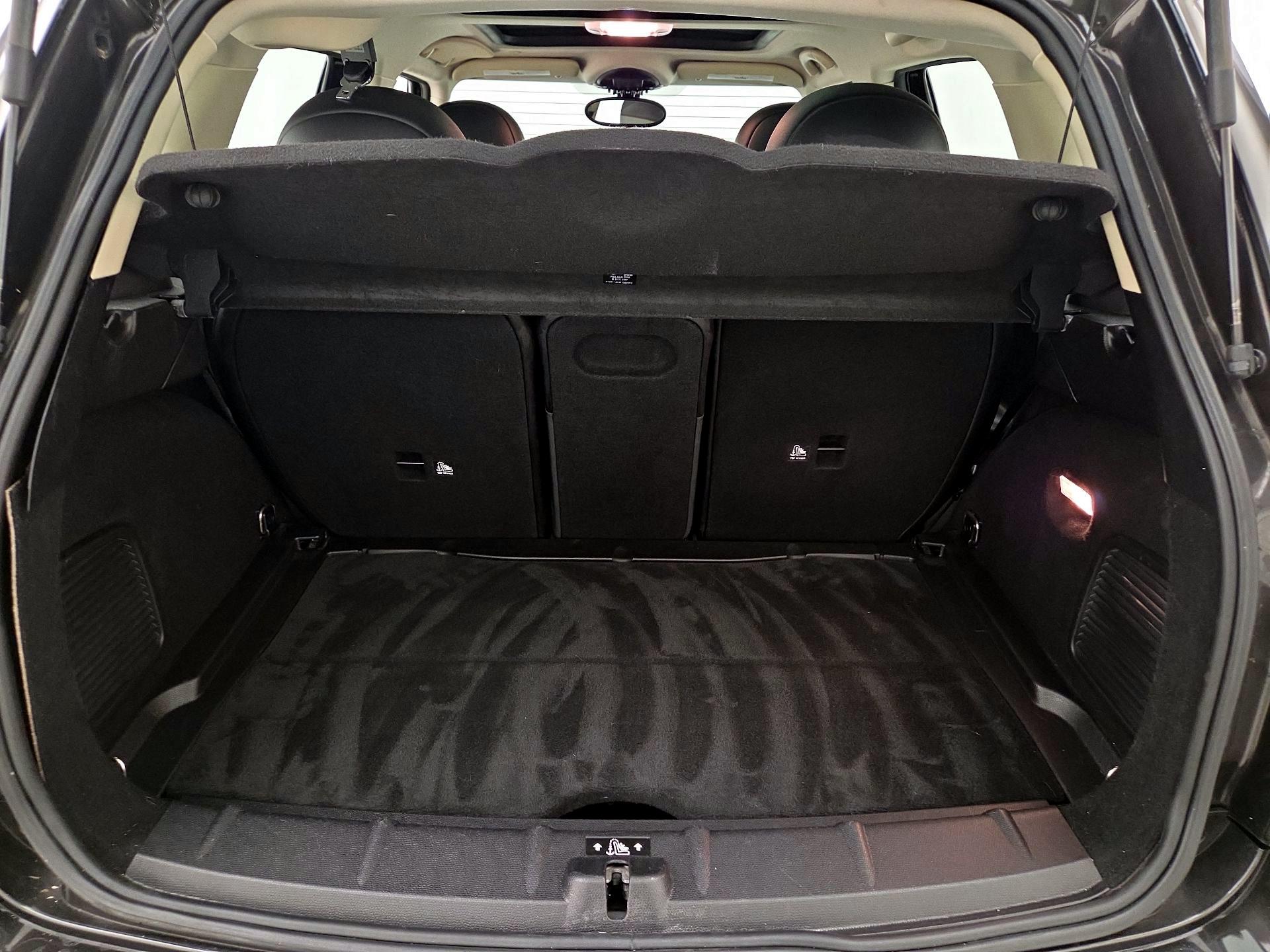 Thumbnail: 2016 MINI Cooper Countryman - 19