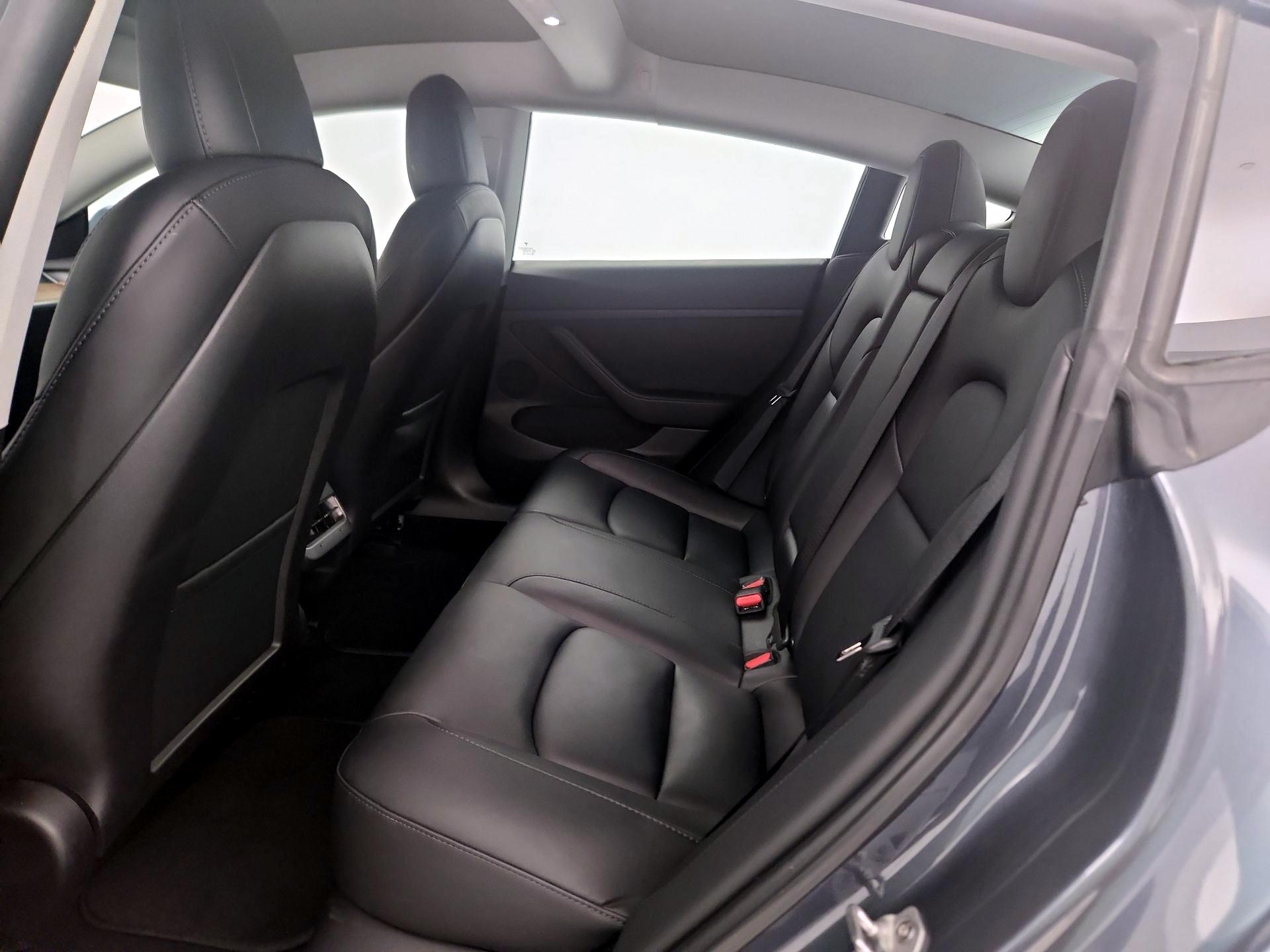 Thumbnail: 2023 Tesla Model 3 - 19