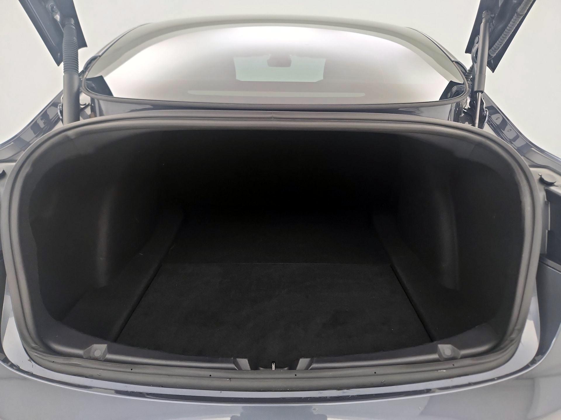 Thumbnail: 2023 Tesla Model 3 - 20