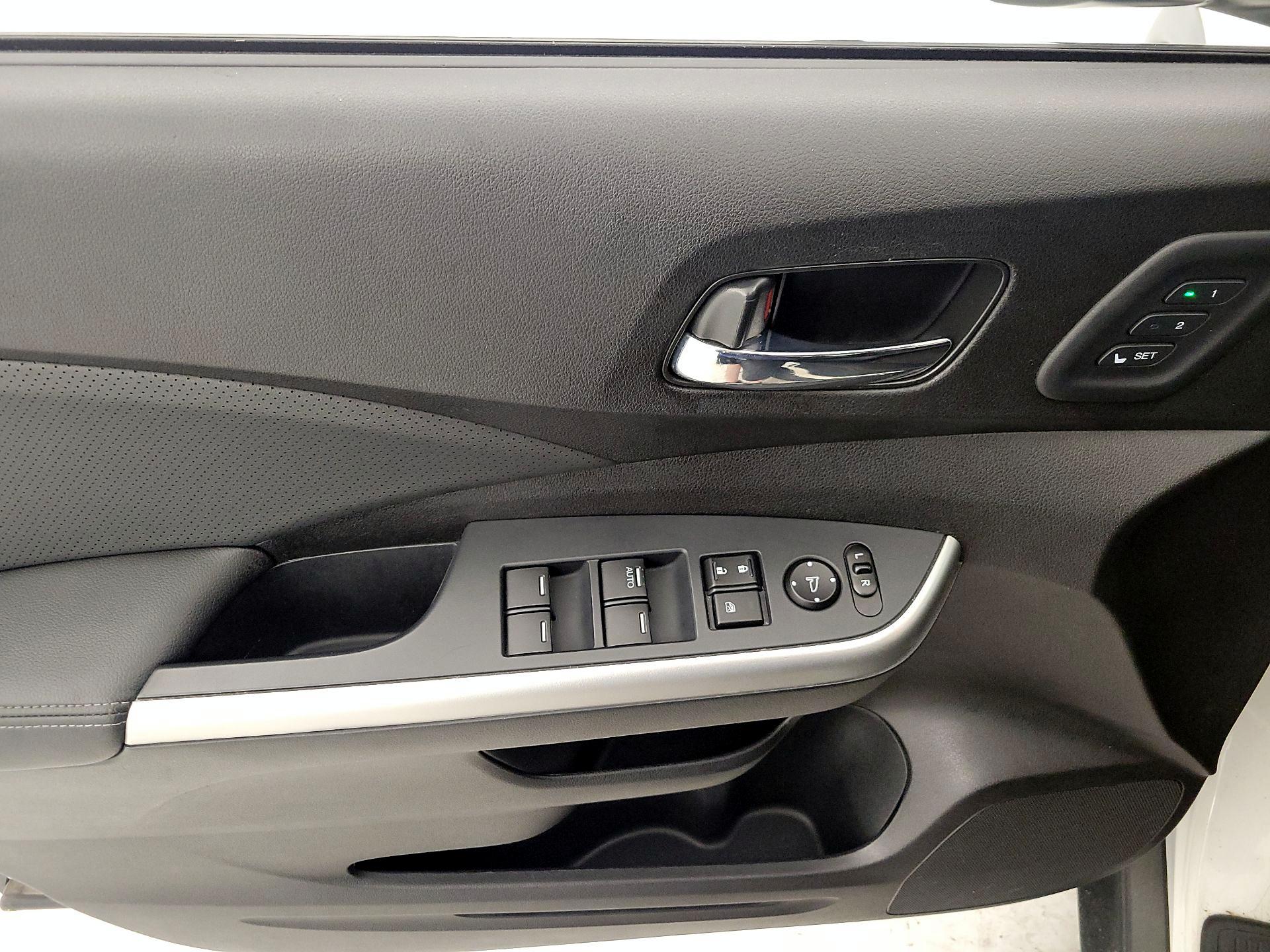 Thumbnail: 2016 Honda CR-V - 12