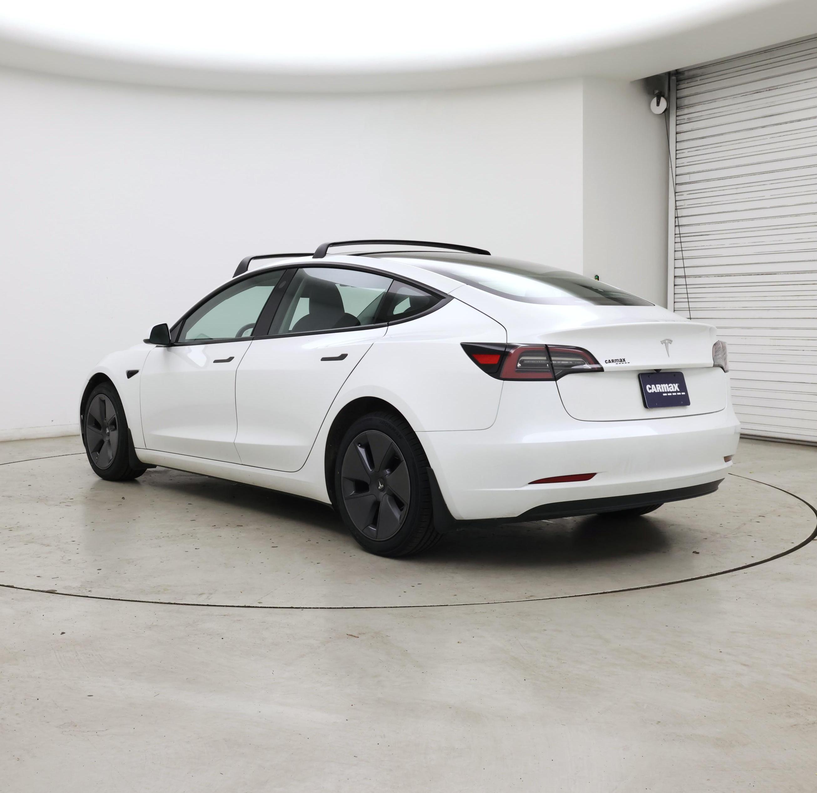 Thumbnail: 2023 Tesla Model 3 - 2
