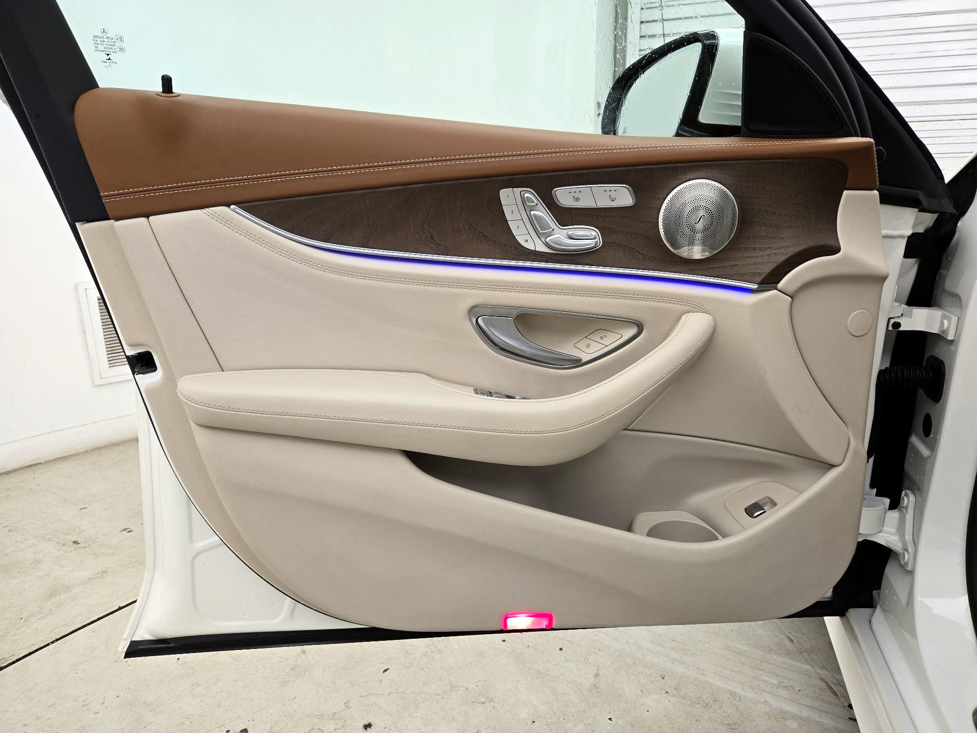 Thumbnail: 2022 Mercedes-Benz E-Class - 12