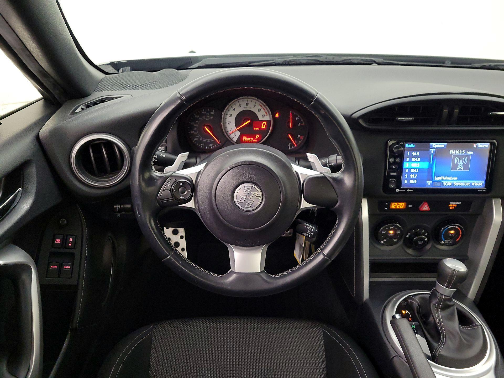 Thumbnail: 2017 Toyota 86 - 10