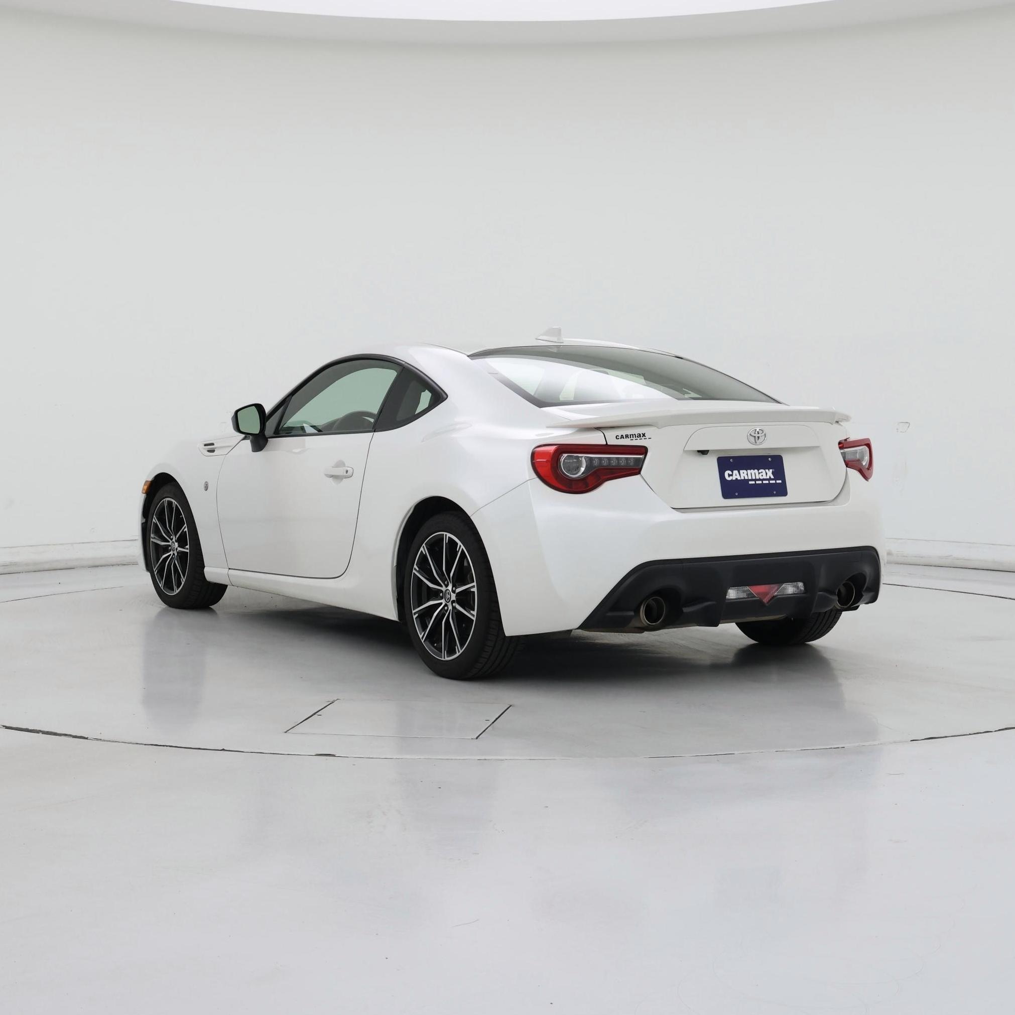 Thumbnail: 2017 Toyota 86 - 2
