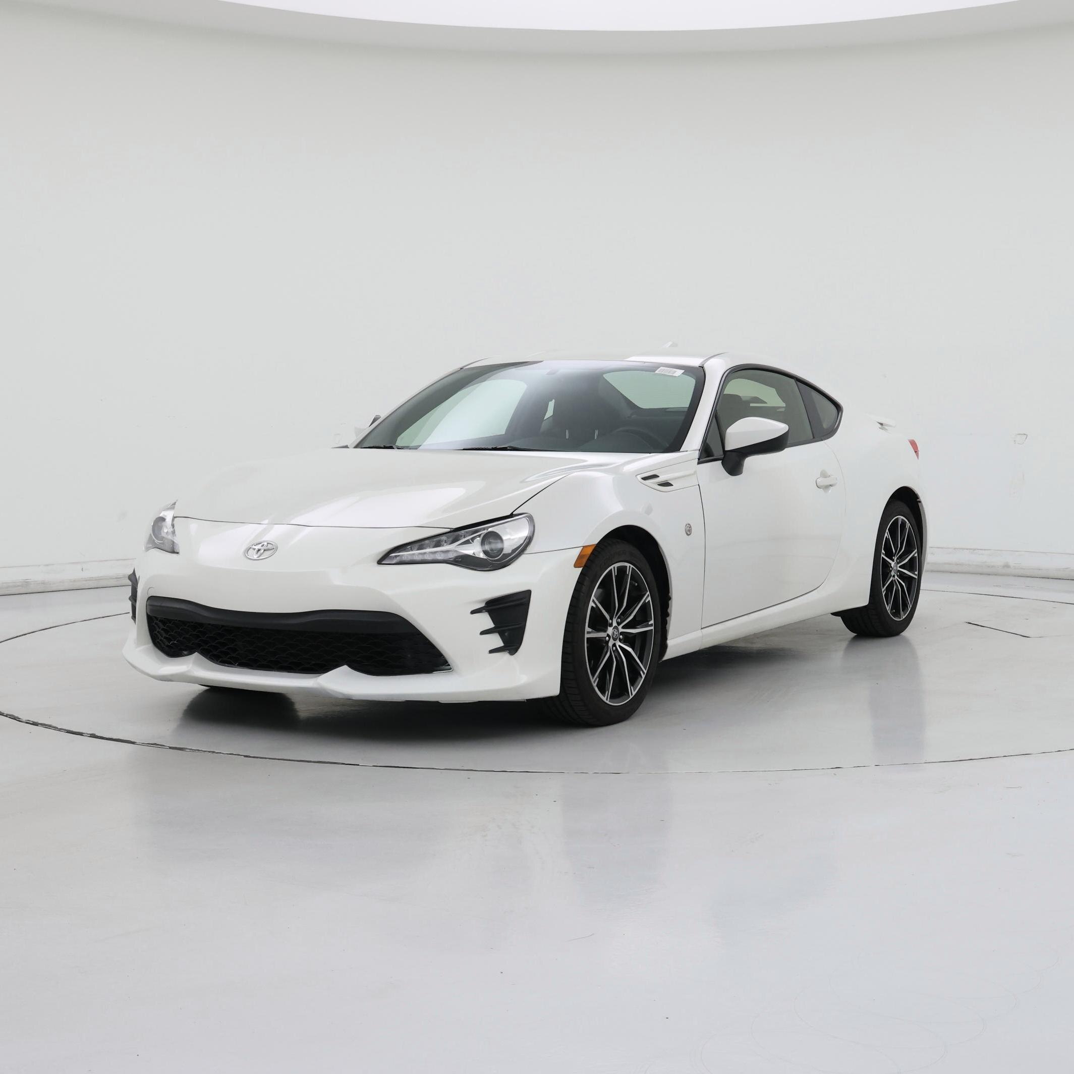Thumbnail: 2017 Toyota 86 - 4