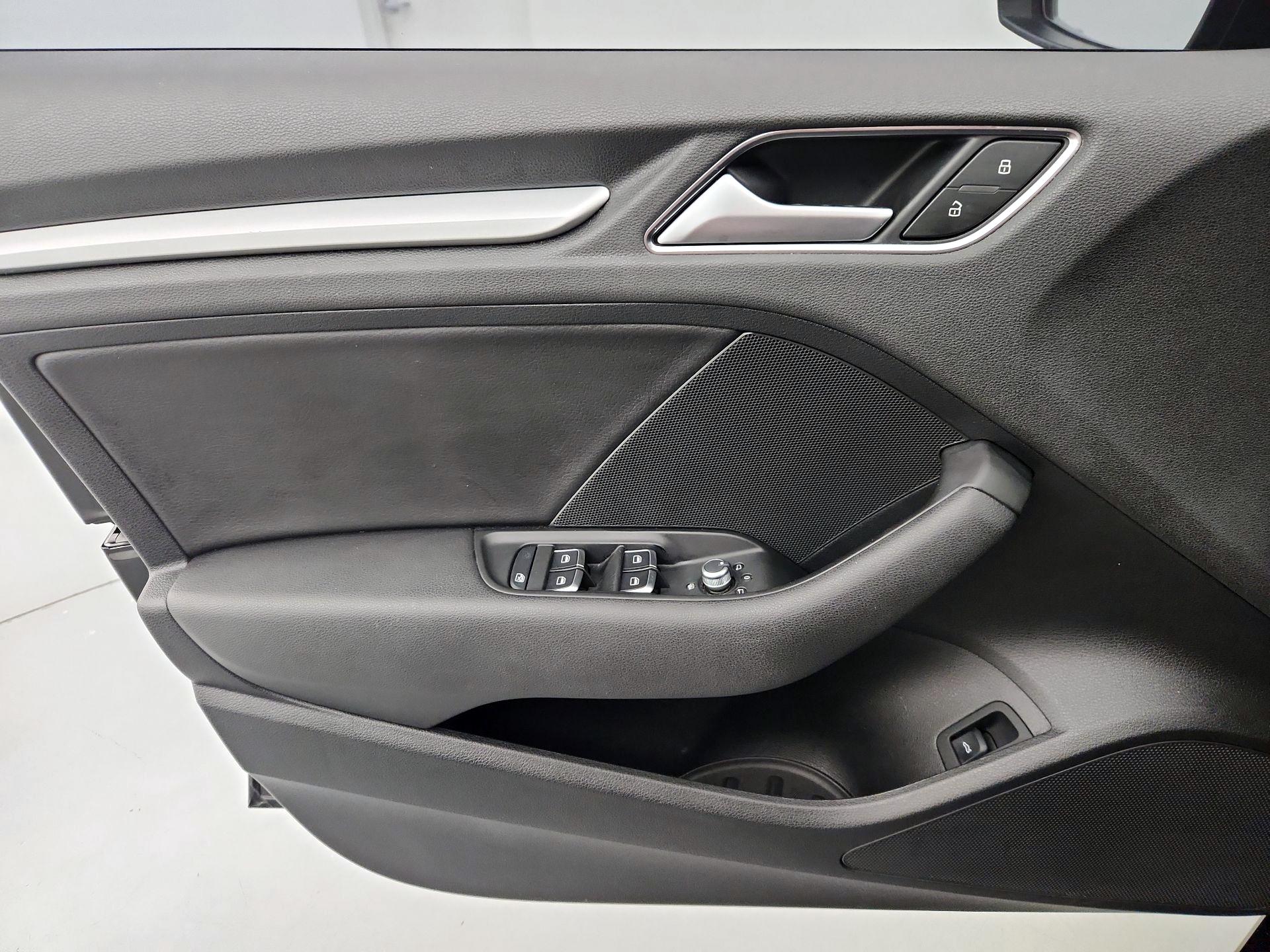 Thumbnail: 2016 Audi A3 - 12