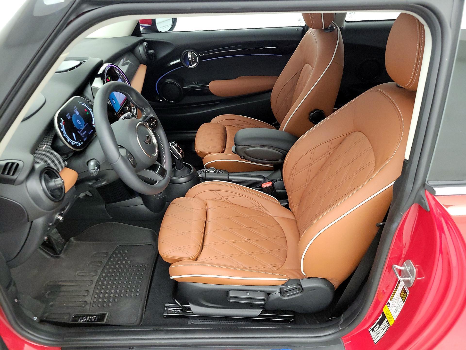 Thumbnail: 2024 MINI Cooper Hardtop - 11