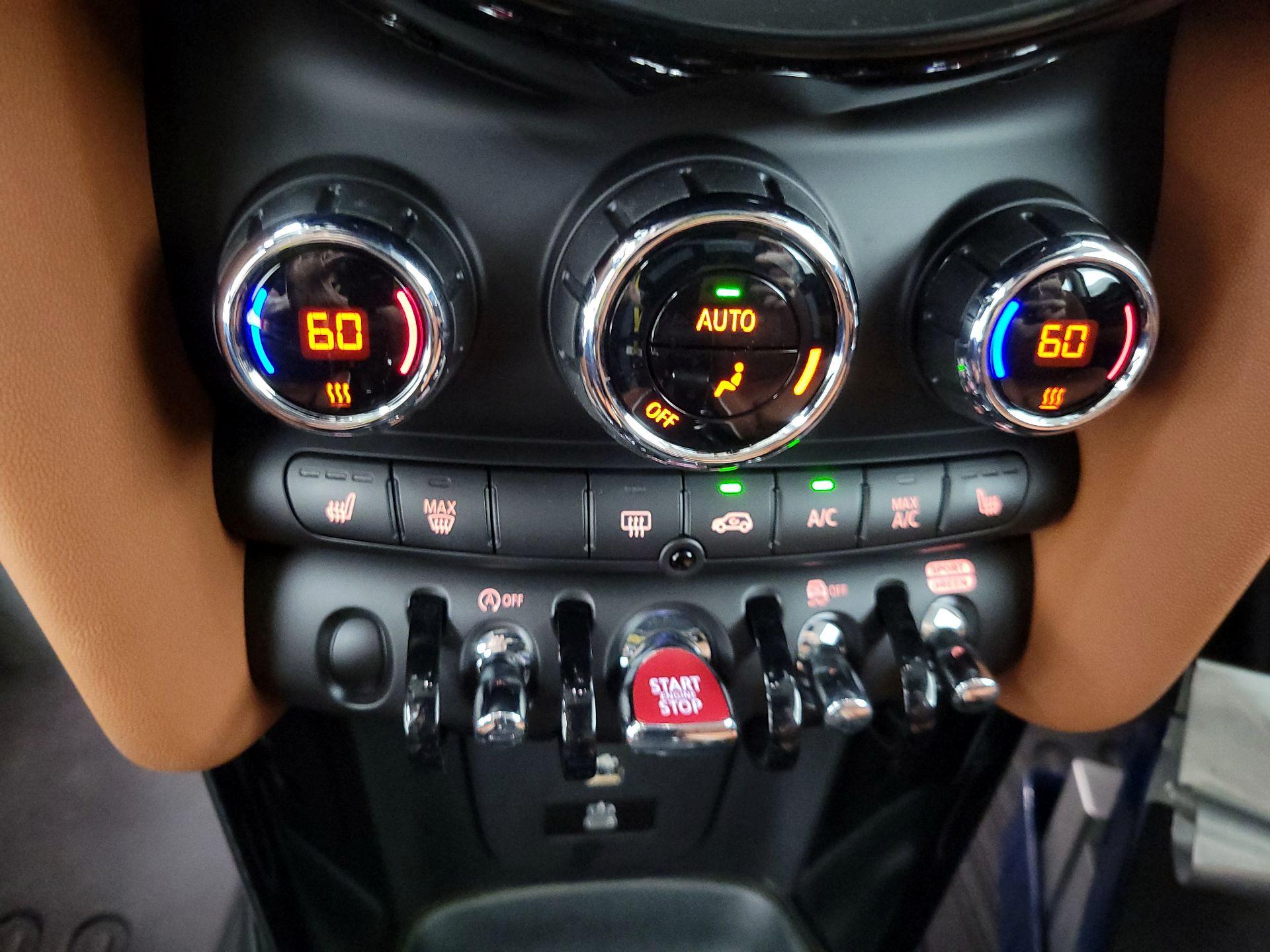 Thumbnail: 2024 MINI Cooper Hardtop - 16
