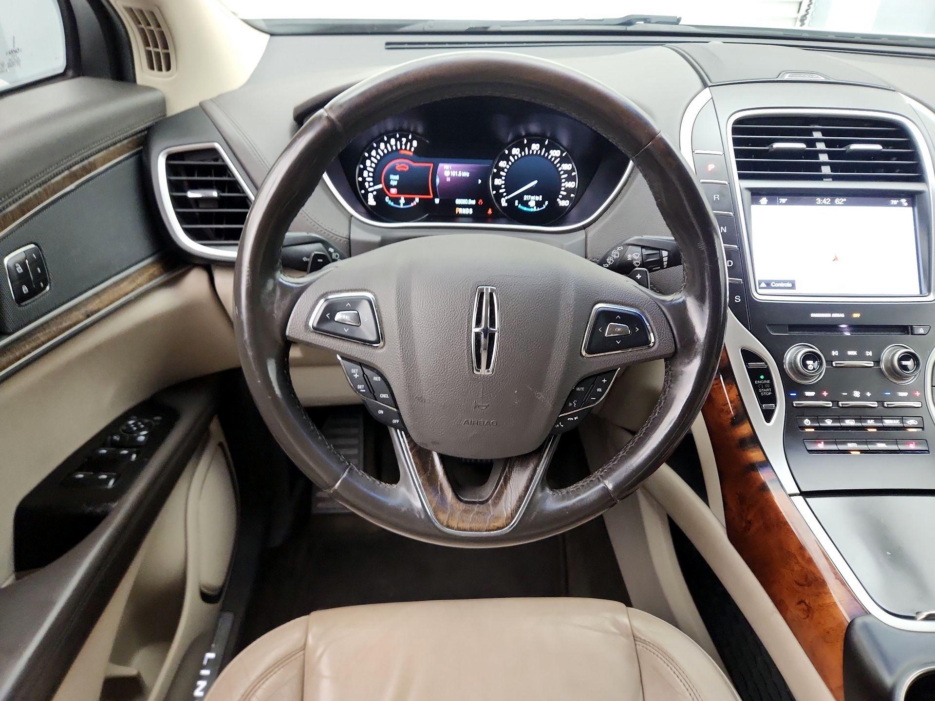 Thumbnail: 2016 Lincoln MKX - 10