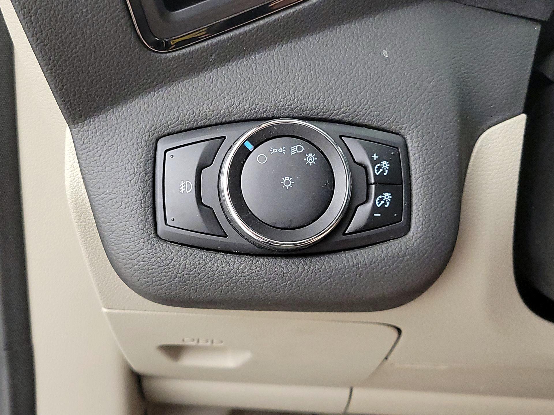 Thumbnail: 2014 Ford Escape - 13