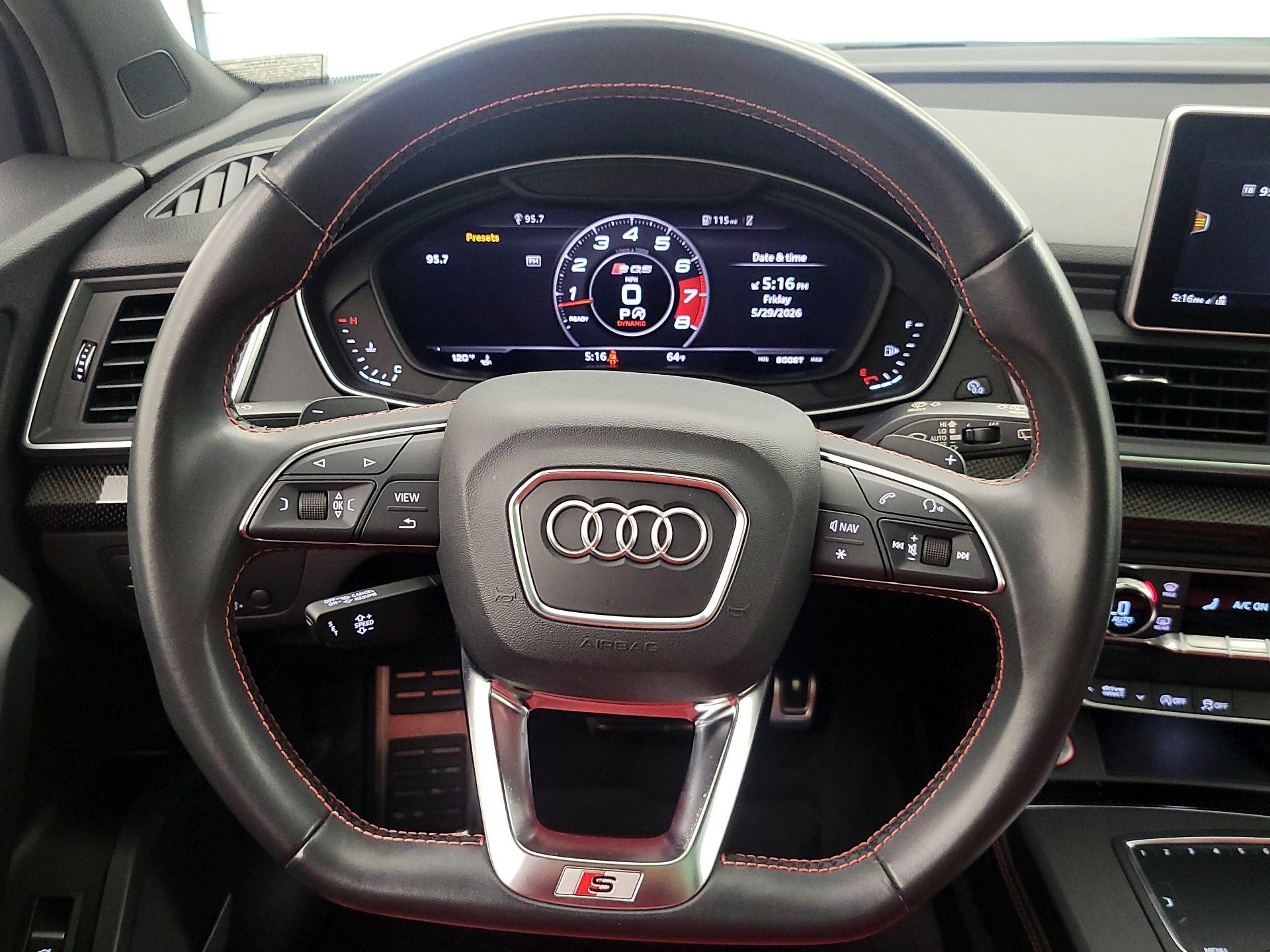 Thumbnail: 2019 Audi SQ5 - 10
