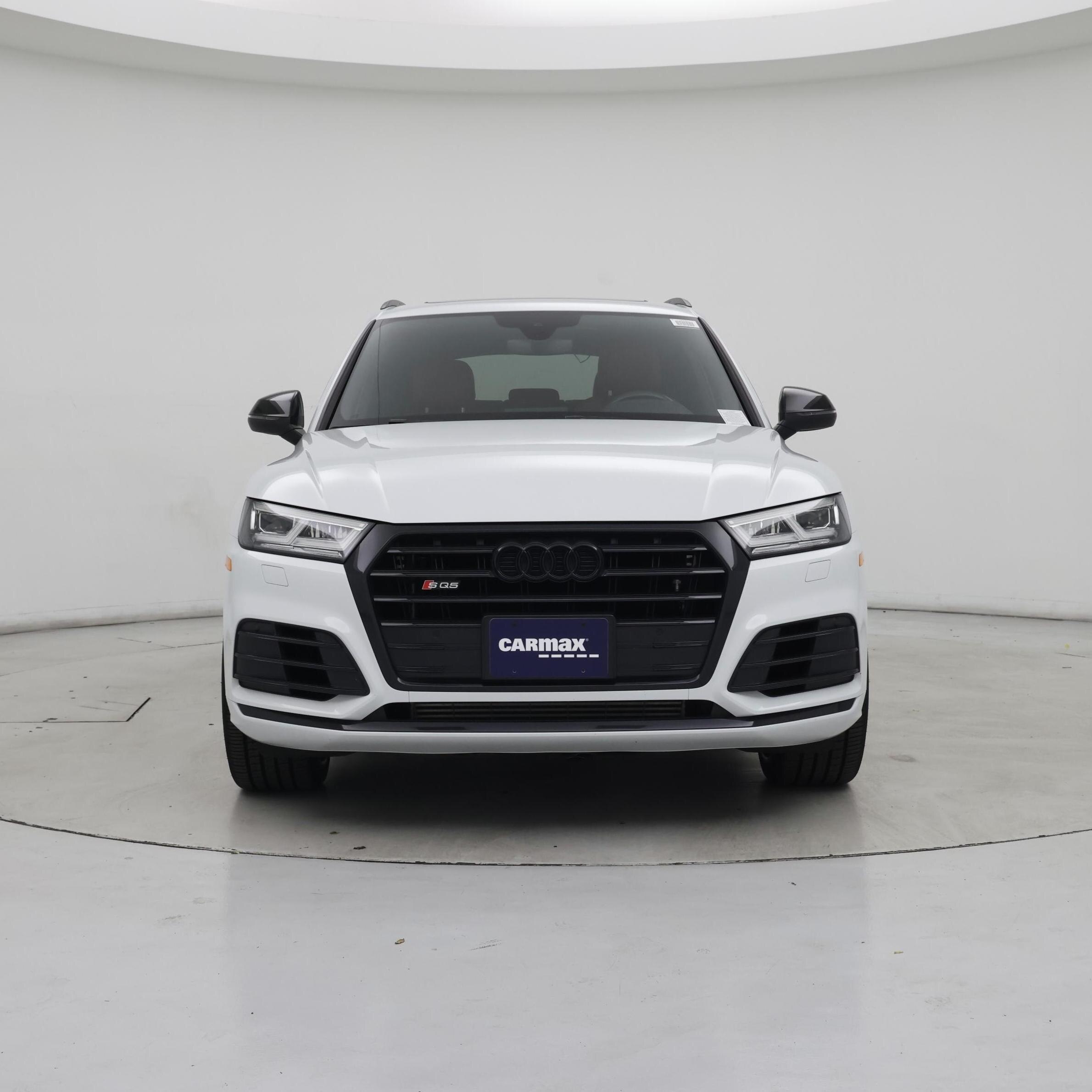 Thumbnail: 2019 Audi SQ5 - 5