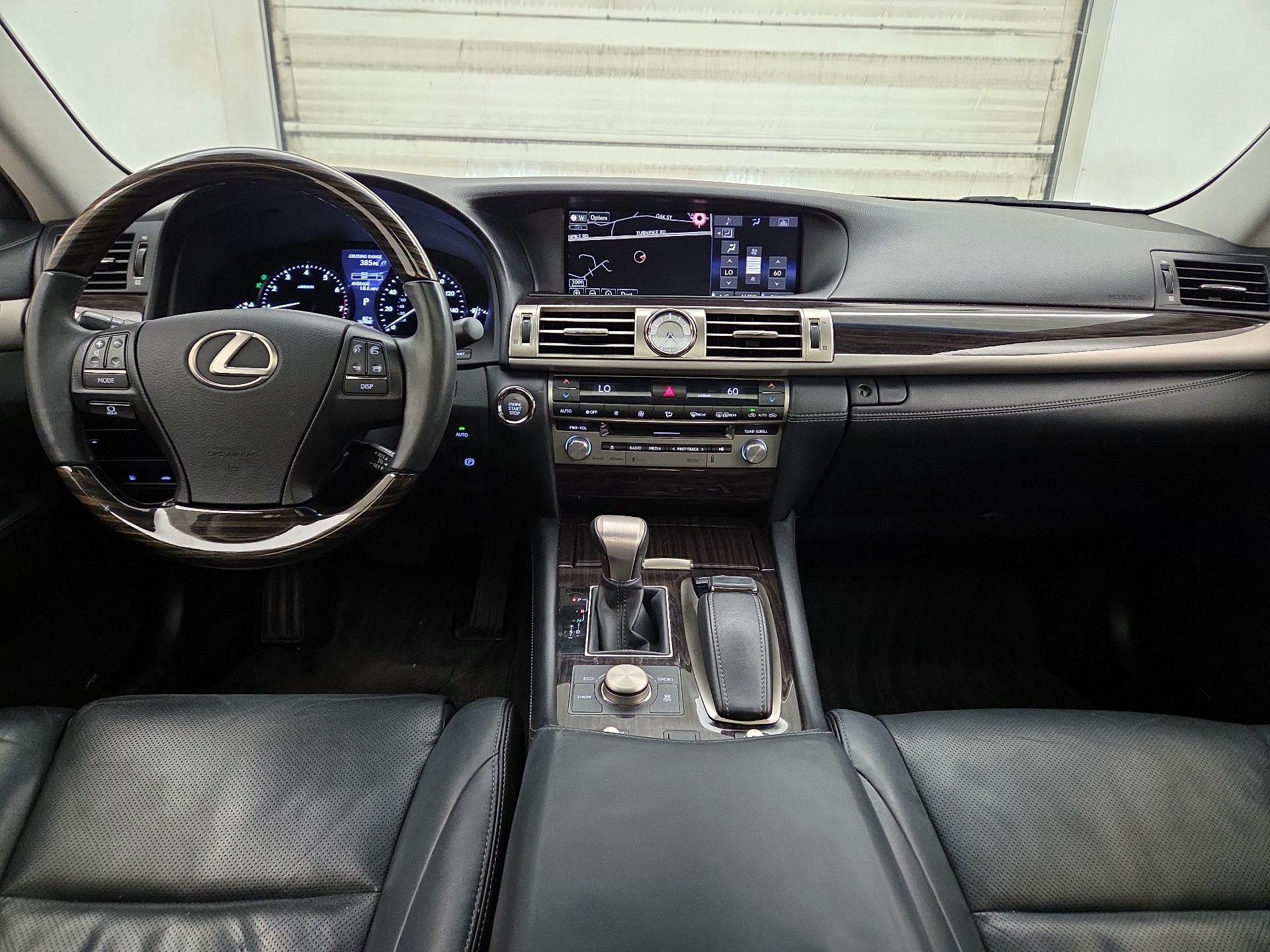 Thumbnail: 2015 Lexus LS - 9