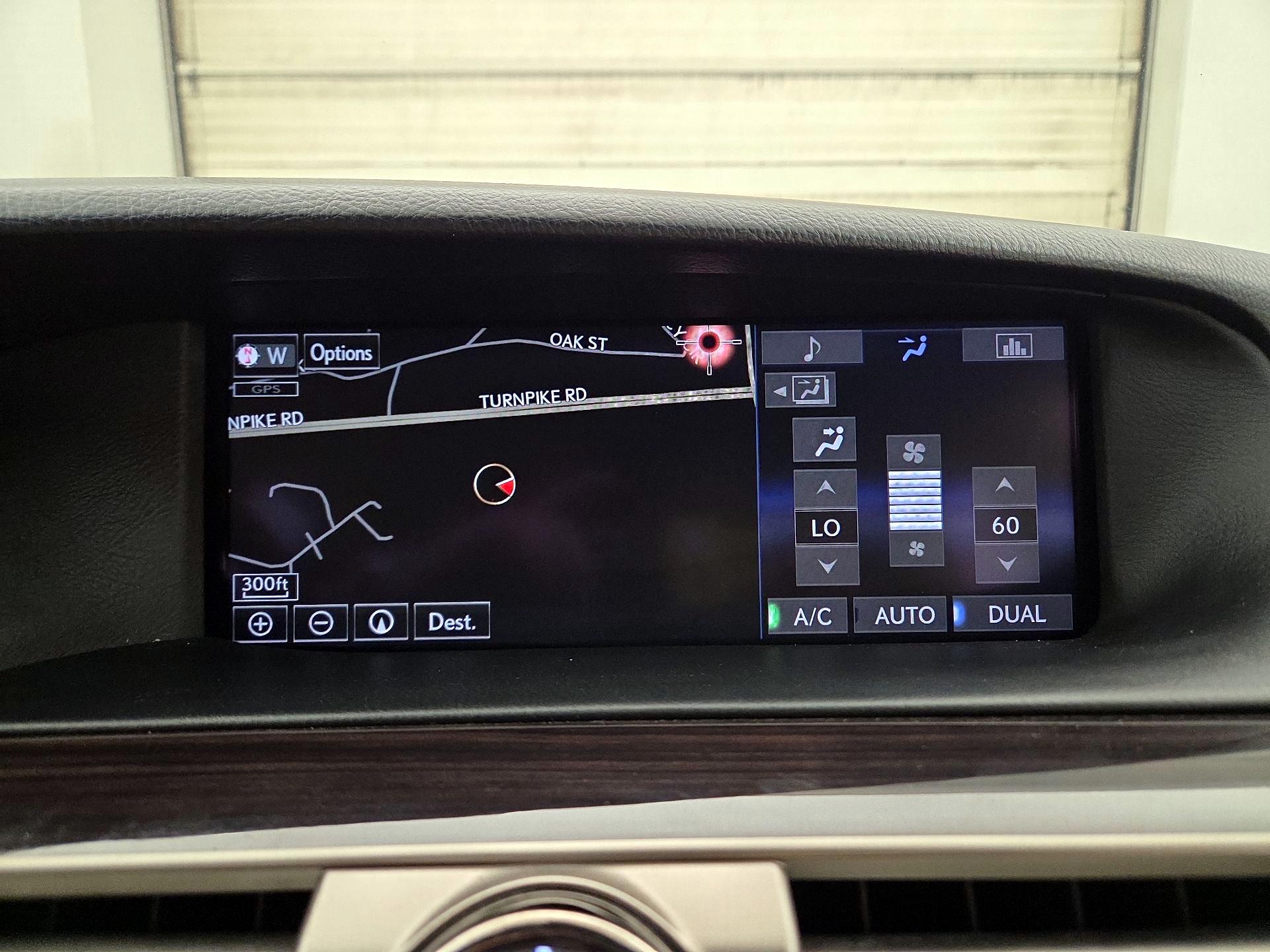 Thumbnail: 2015 Lexus LS - 14