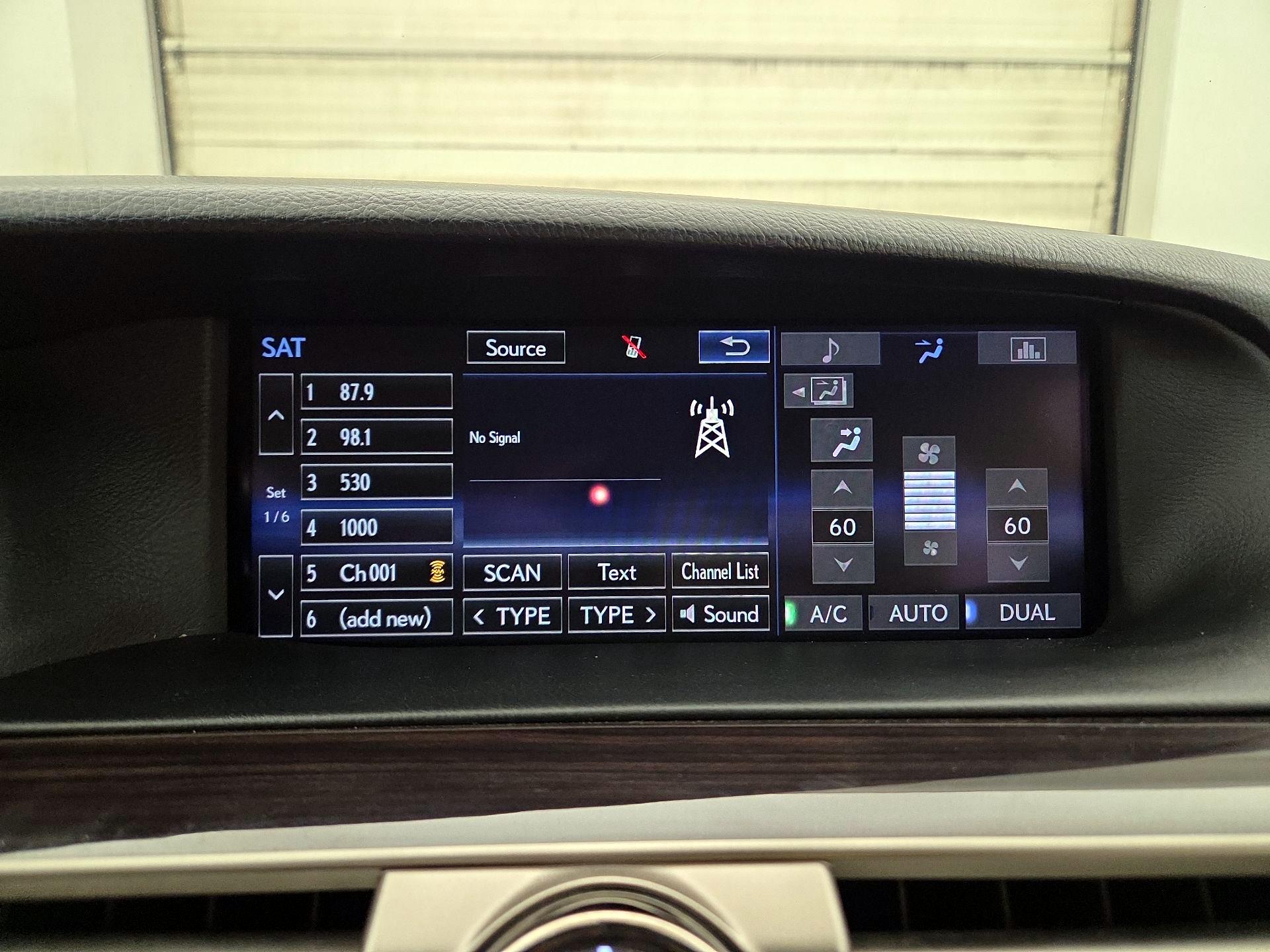 Thumbnail: 2015 Lexus LS - 16