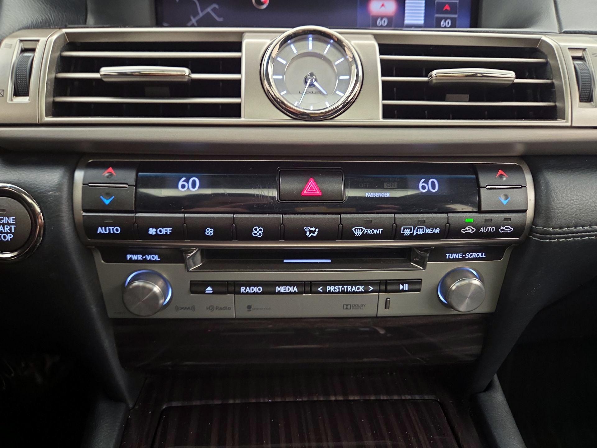 Thumbnail: 2015 Lexus LS - 17