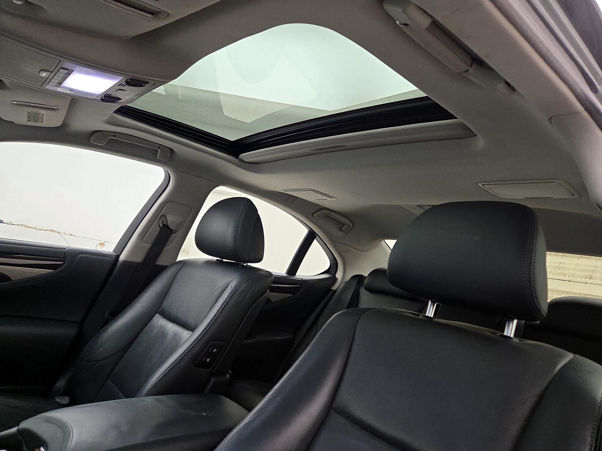 Thumbnail: 2015 Lexus LS - 20