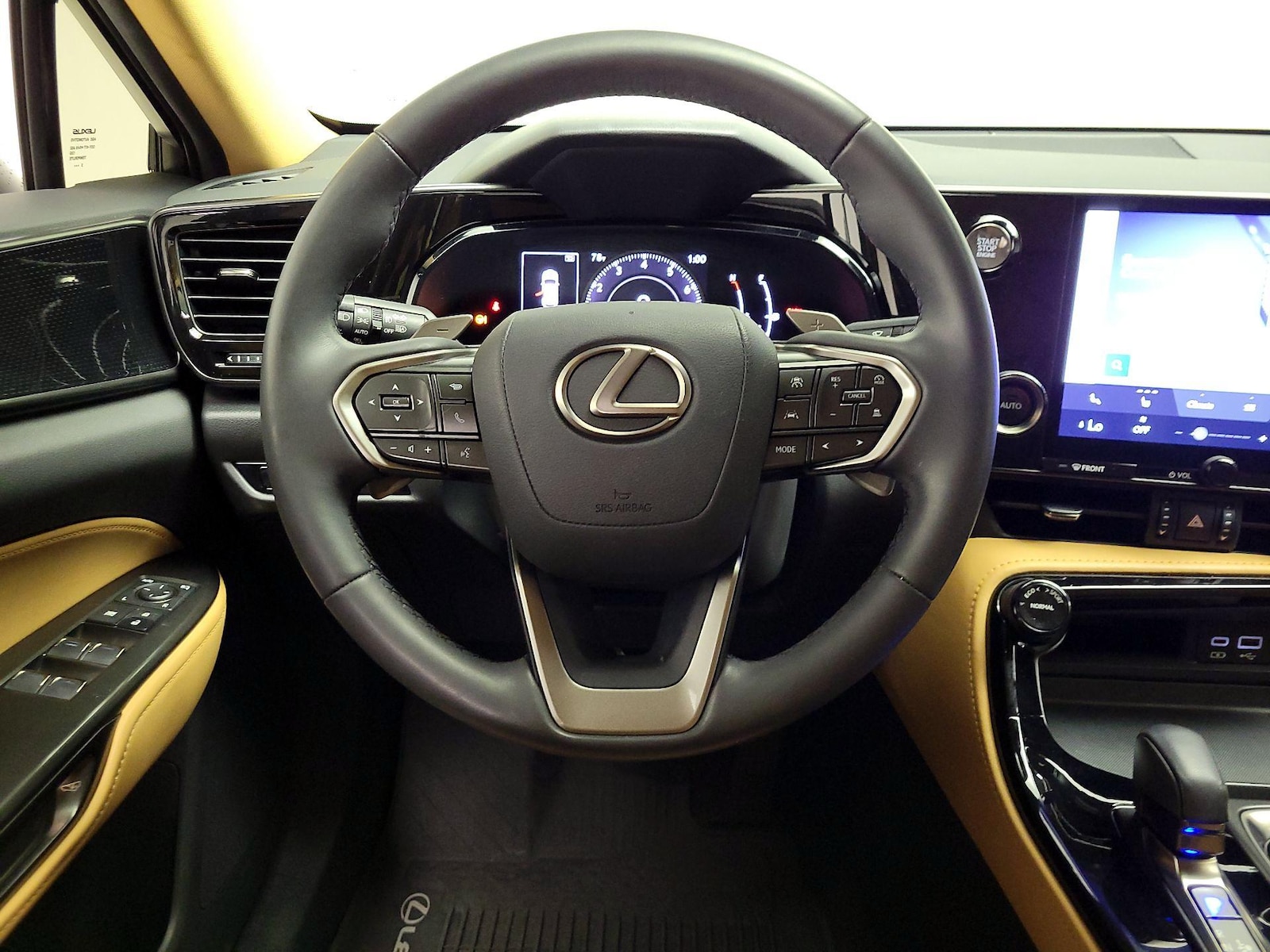 2023 Lexus NX 250 - Photo 11