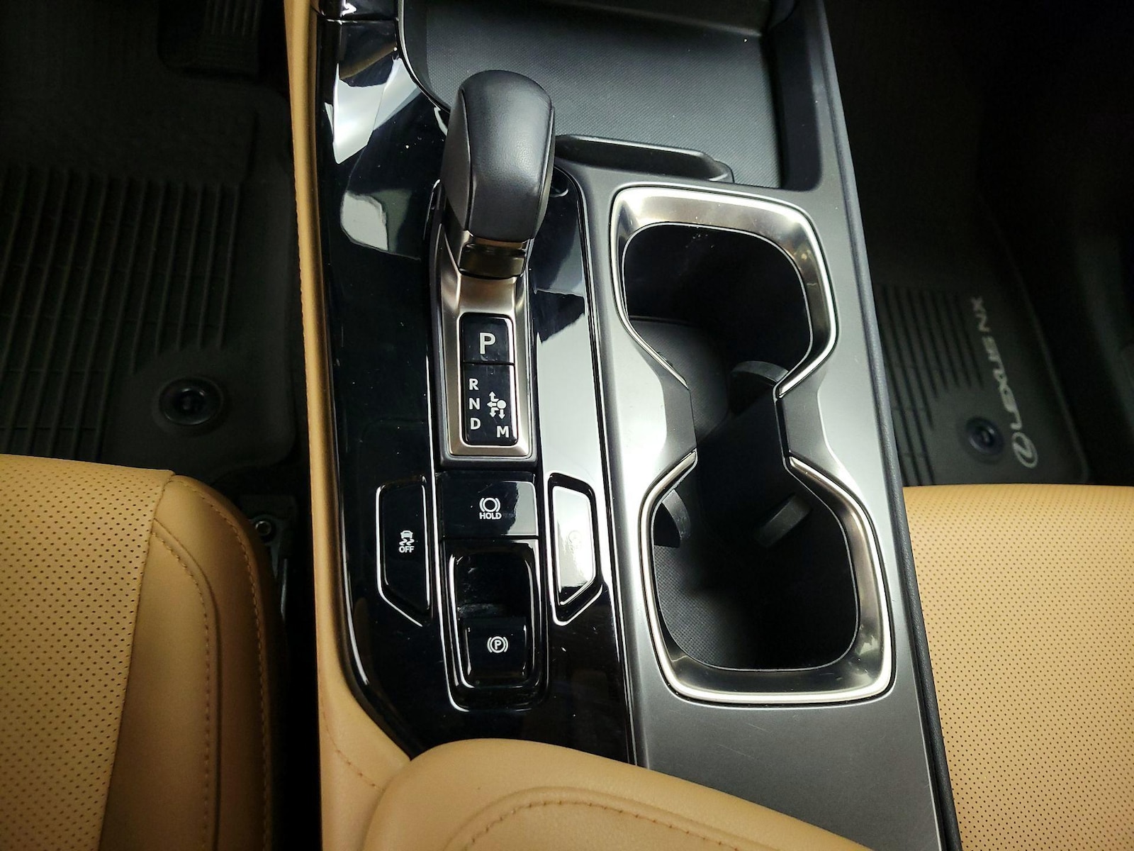 2023 Lexus NX 250 - Photo 19
