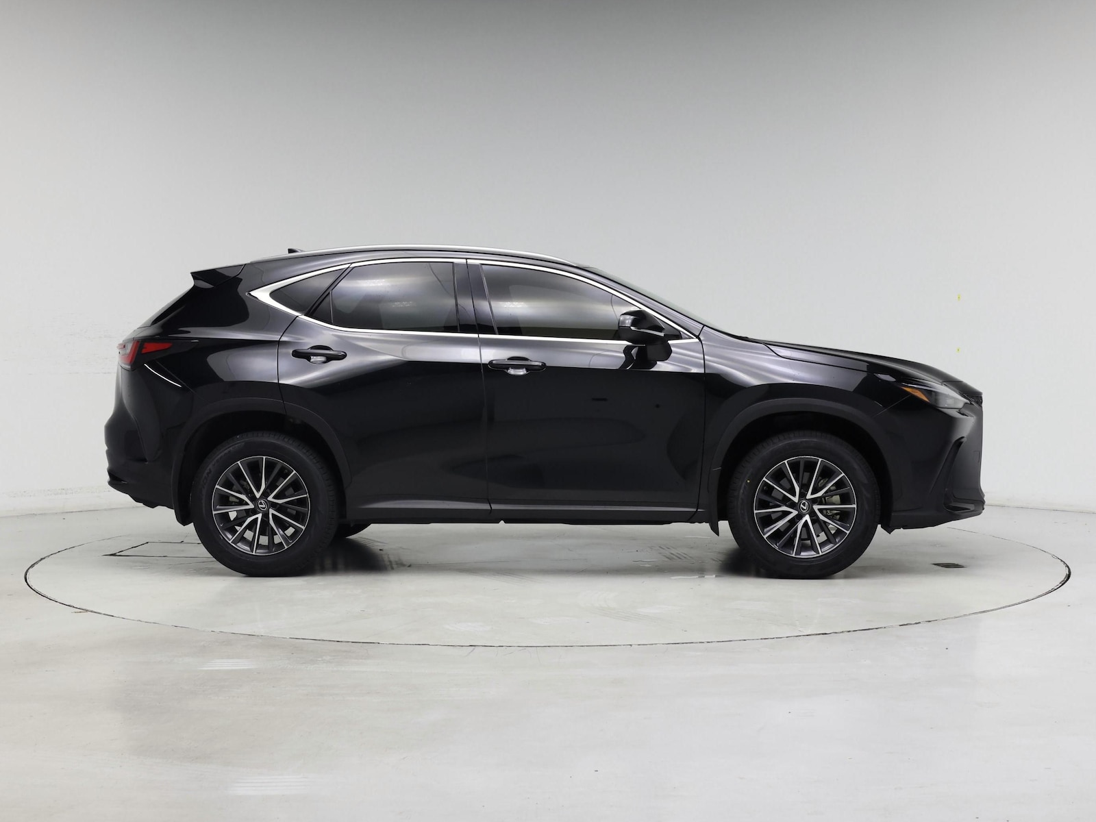 2023 Lexus NX 250 - Photo 8