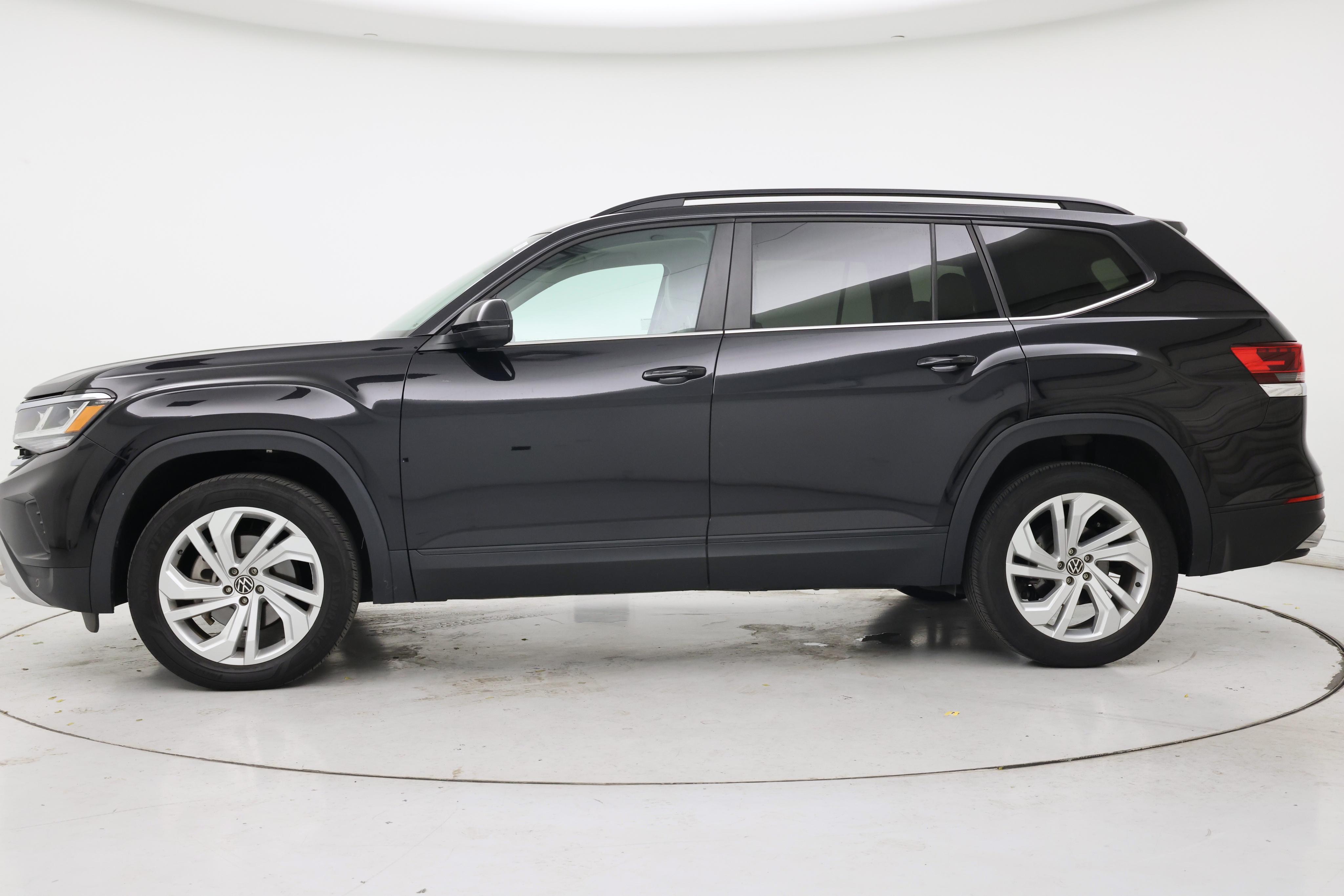 Thumbnail: 2021 Volkswagen Atlas - 3