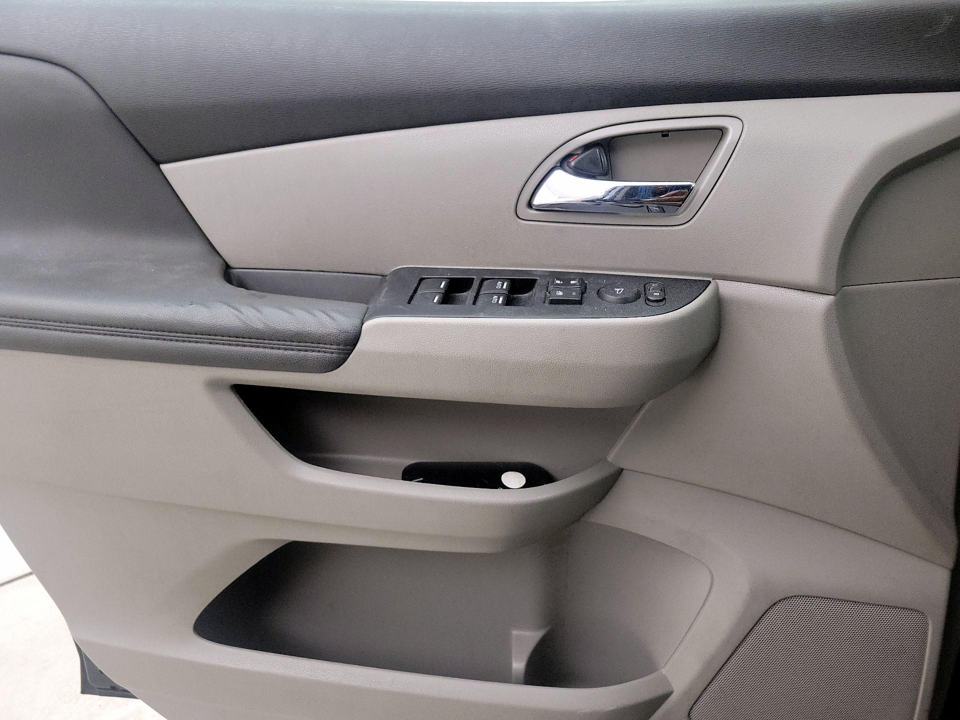Thumbnail: 2014 Honda Odyssey - 12