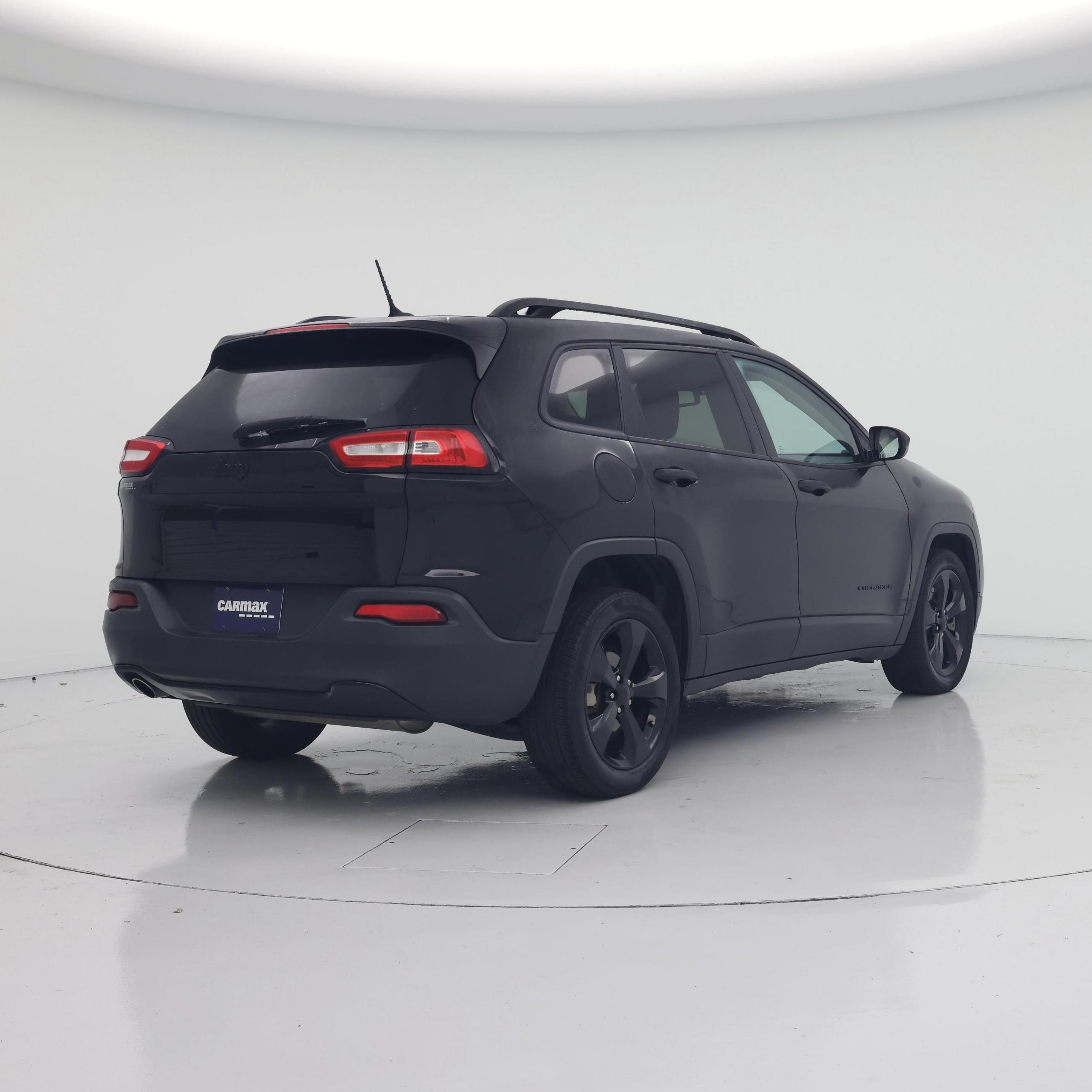 Thumbnail: 2017 Jeep Cherokee - 8