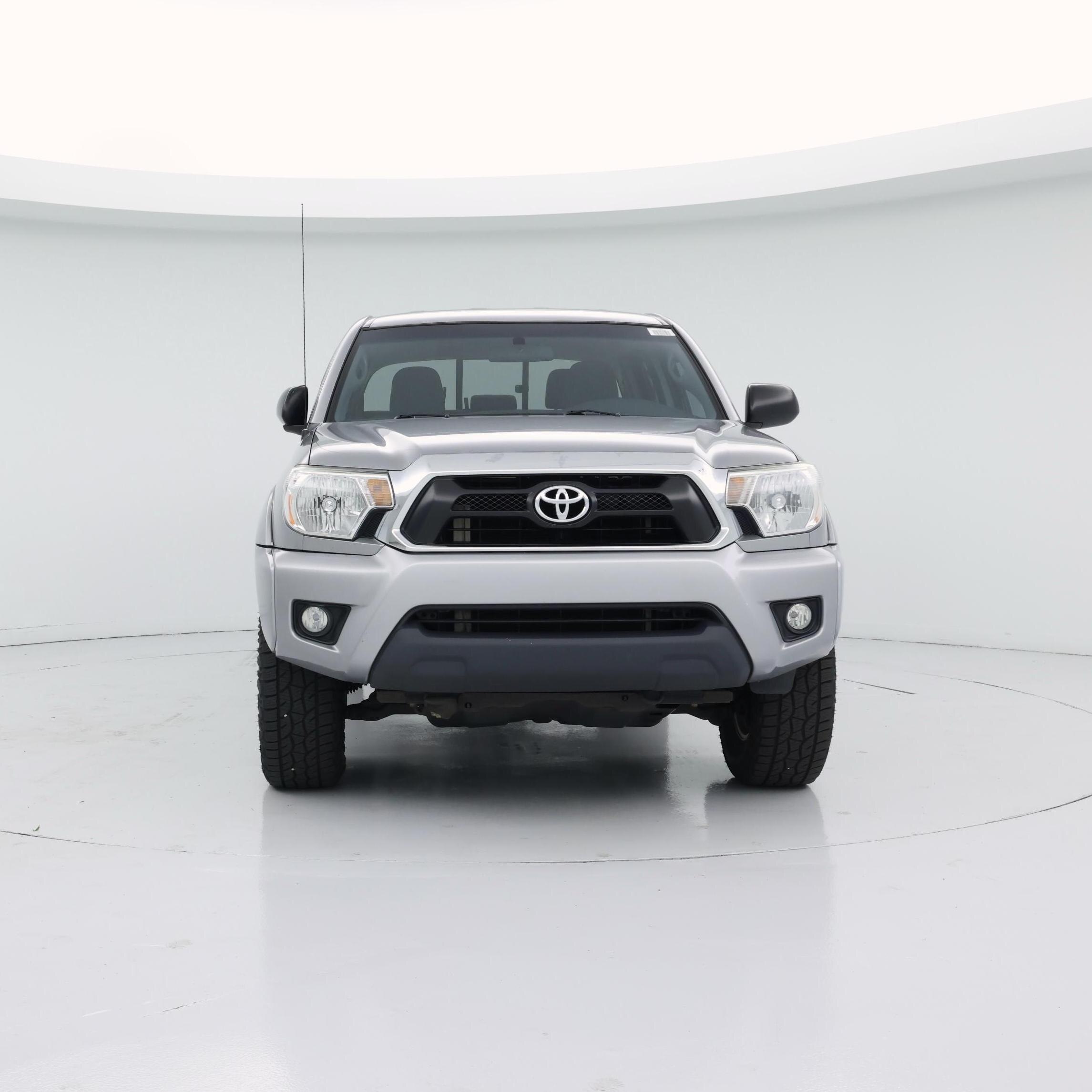 Thumbnail: 2015 Toyota Tacoma - 5